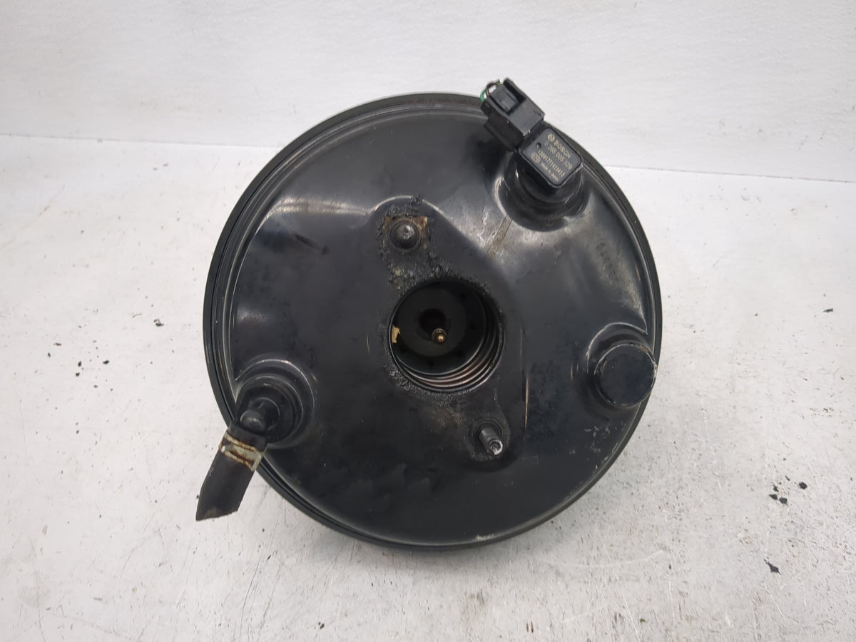 2014-2015 Infiniti Q50 Power Brake Booster Oem 1510252 - Oemusedautoparts1.com