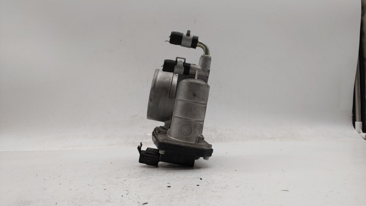 2014-2018 Infiniti Q50 Throttle Body P/N:526-02 526-01 Fits OEM Used Auto Parts - Oemusedautoparts1.com