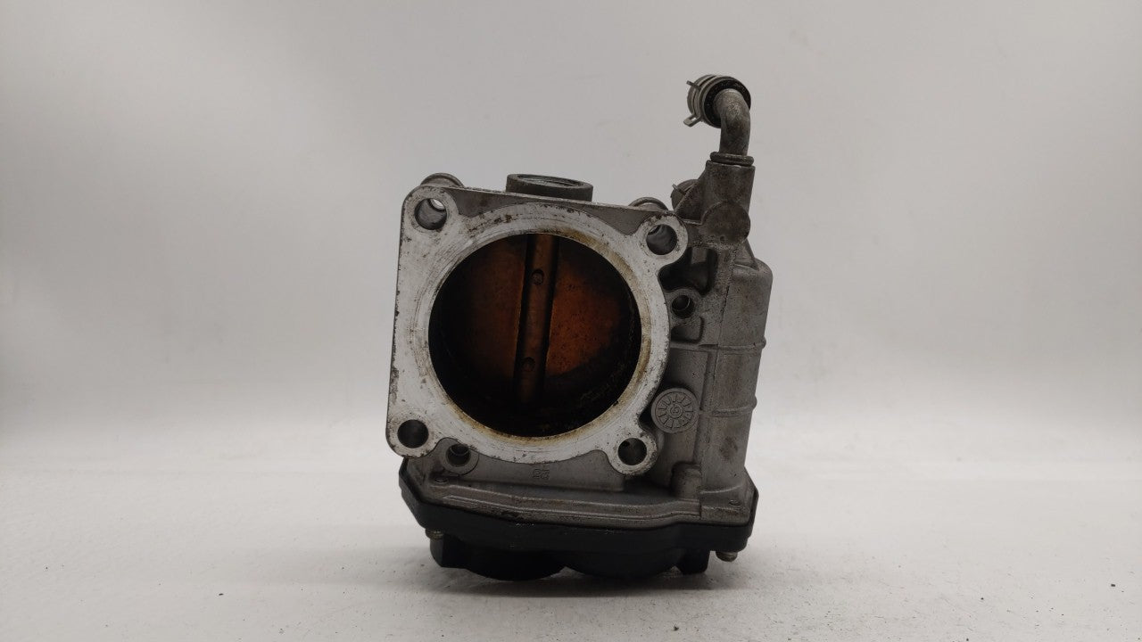2014-2018 Infiniti Q50 Throttle Body P/N:526-02 526-01 Fits OEM Used Auto Parts - Oemusedautoparts1.com