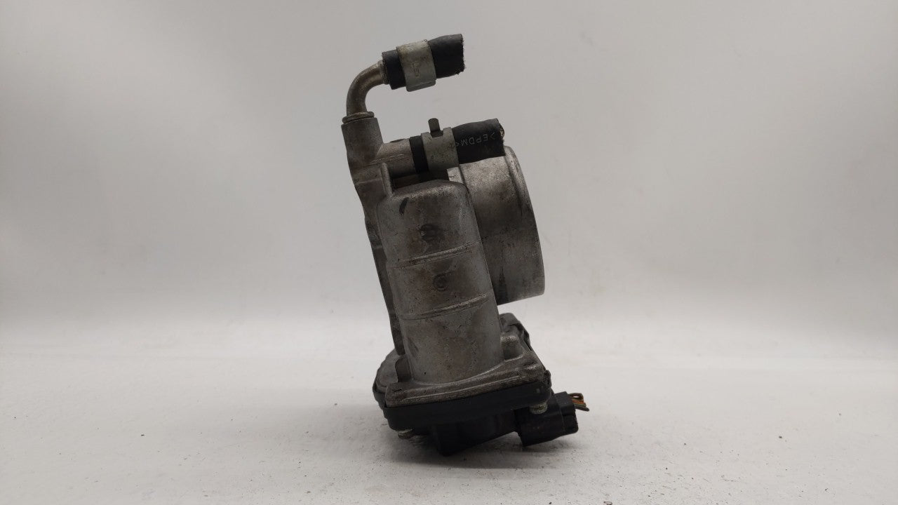 2014-2018 Infiniti Q50 Throttle Body P/N:526-02 526-01 Fits OEM Used Auto Parts - Oemusedautoparts1.com