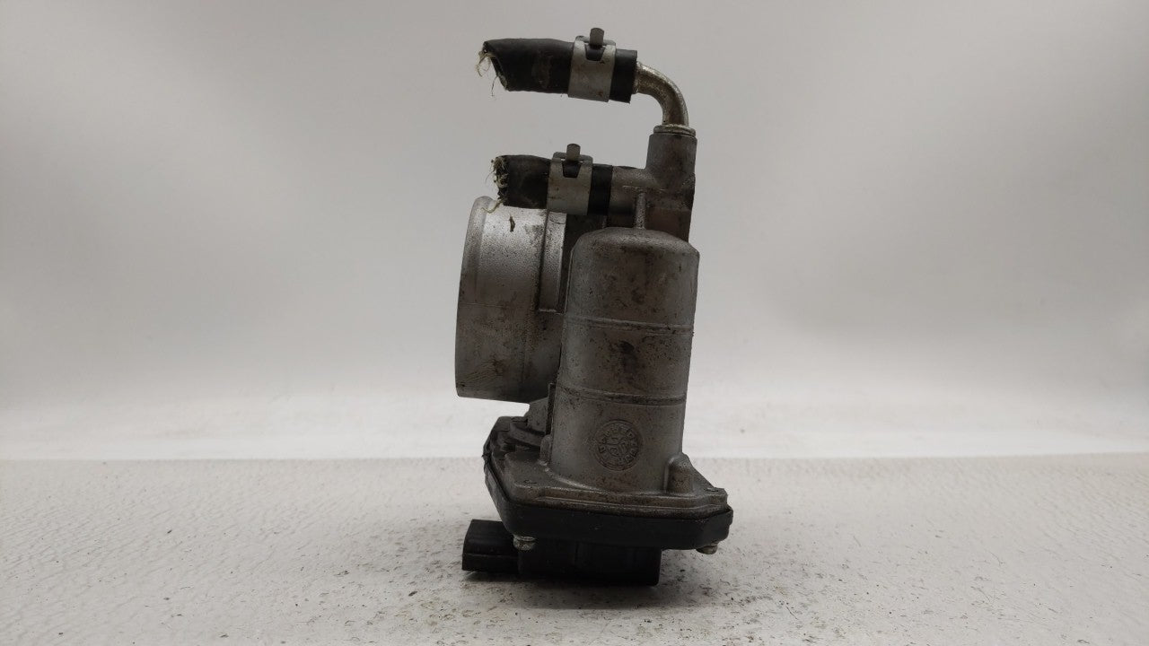 2014-2018 Infiniti Q50 Throttle Body P/N:526-01 RME75 Fits OEM Used Auto Parts - Oemusedautoparts1.com
