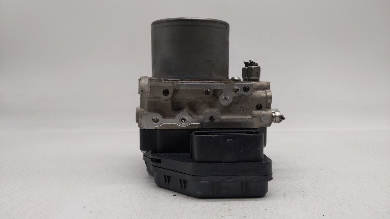 2014-2015 Infiniti Q50 ABS Pump Control Module Replacement P/N:47660 4GB1A Fits Fits 2014 2015 OEM Used Auto Parts - Oemused