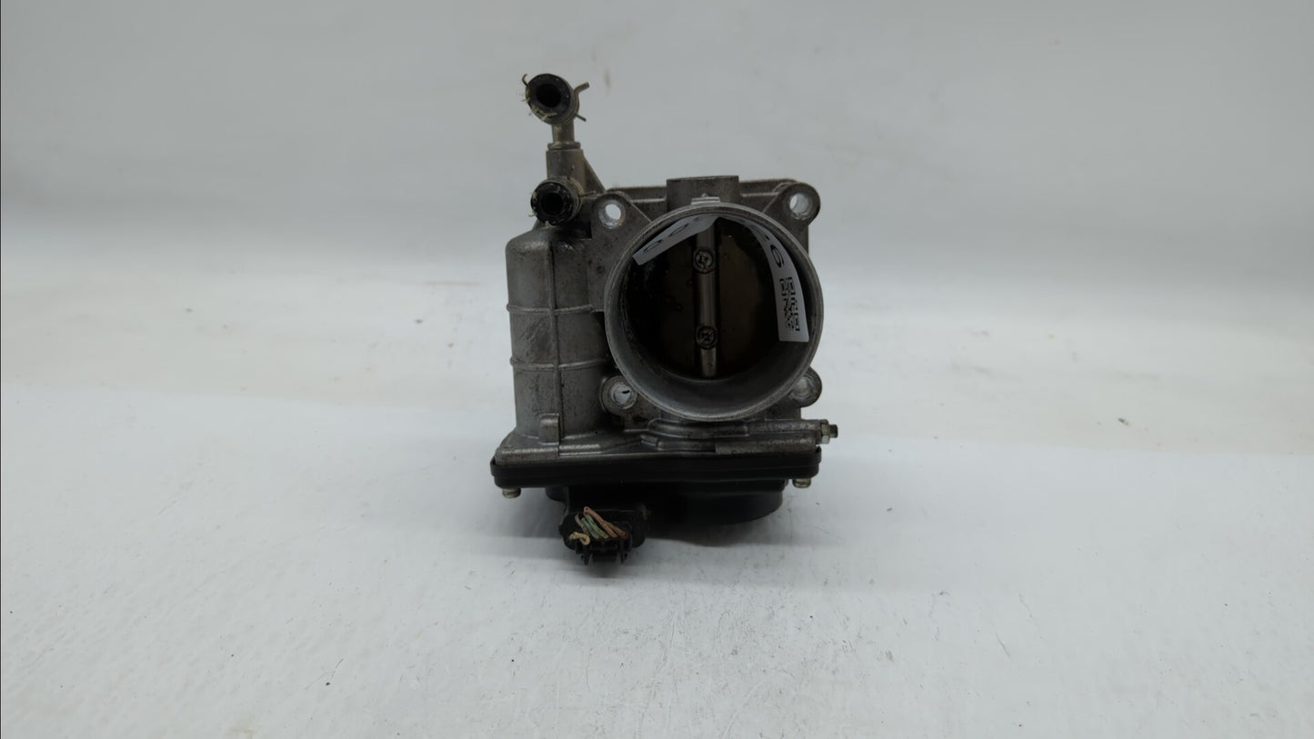 2014-2018 Infiniti Q50 Throttle Body P/N:RME60-12 526-02 Fits OEM Used Auto Parts - Oemusedautoparts1.com