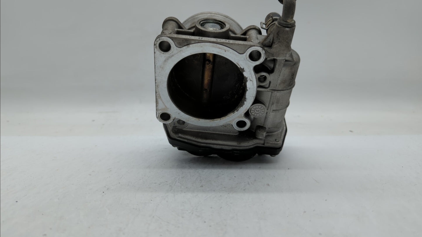2014-2018 Infiniti Q50 Throttle Body P/N:RME60-12 526-02 Fits OEM Used Auto Parts - Oemusedautoparts1.com