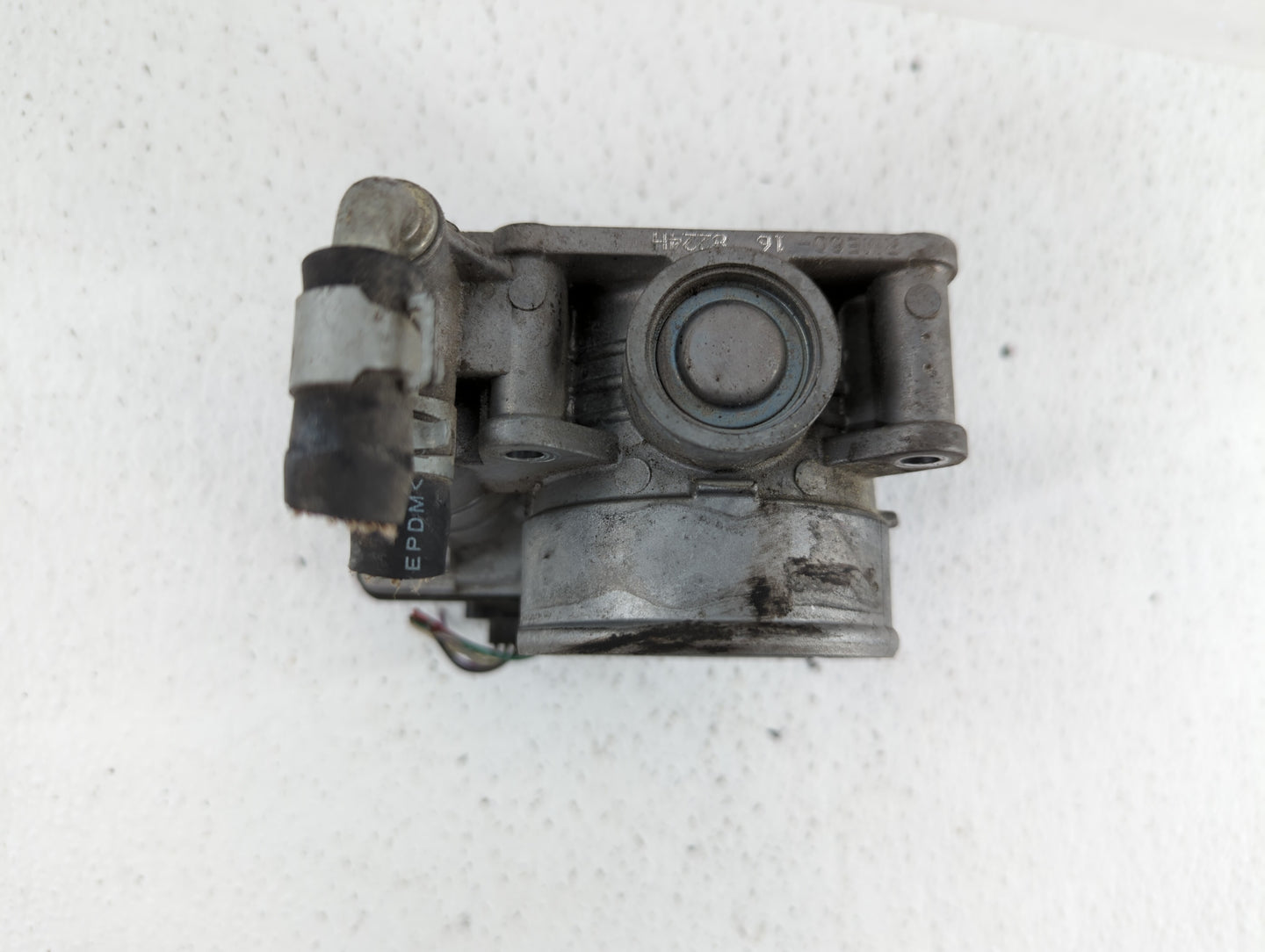 2014-2018 Infiniti Q50 Throttle Body P/N:RME60-12 526-02 Fits OEM Used Auto Parts - Oemusedautoparts1.com