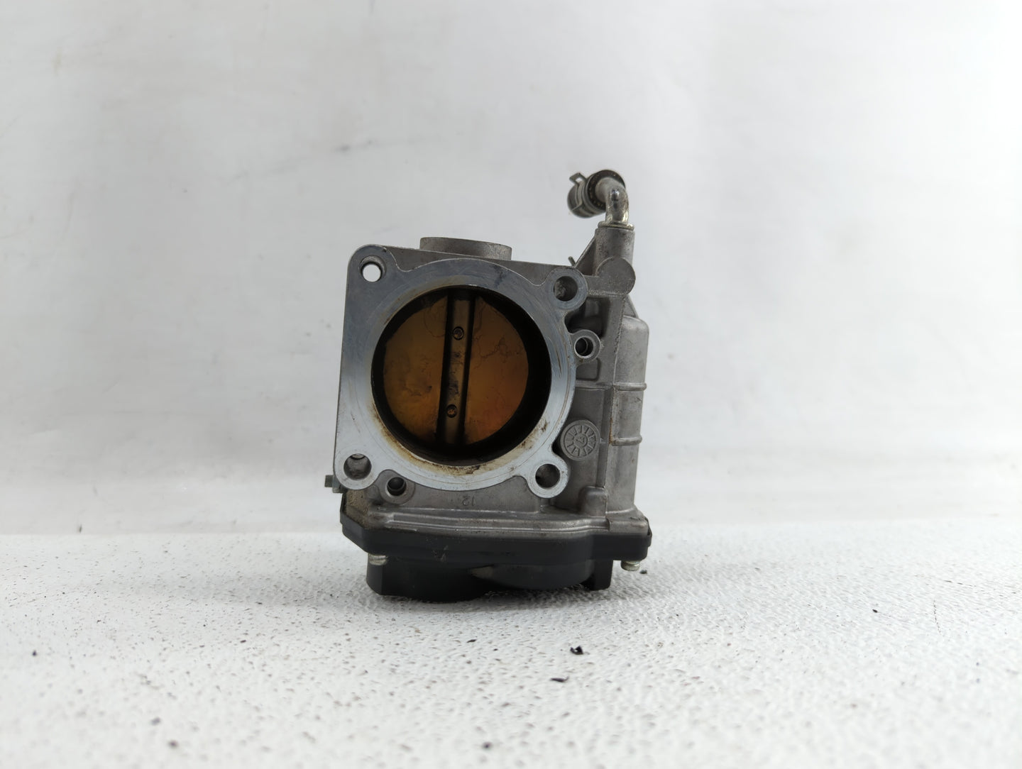 2014-2018 Infiniti Q50 Throttle Body P/N:RME60-12 526-02 Fits OEM Used Auto Parts - Oemusedautoparts1.com