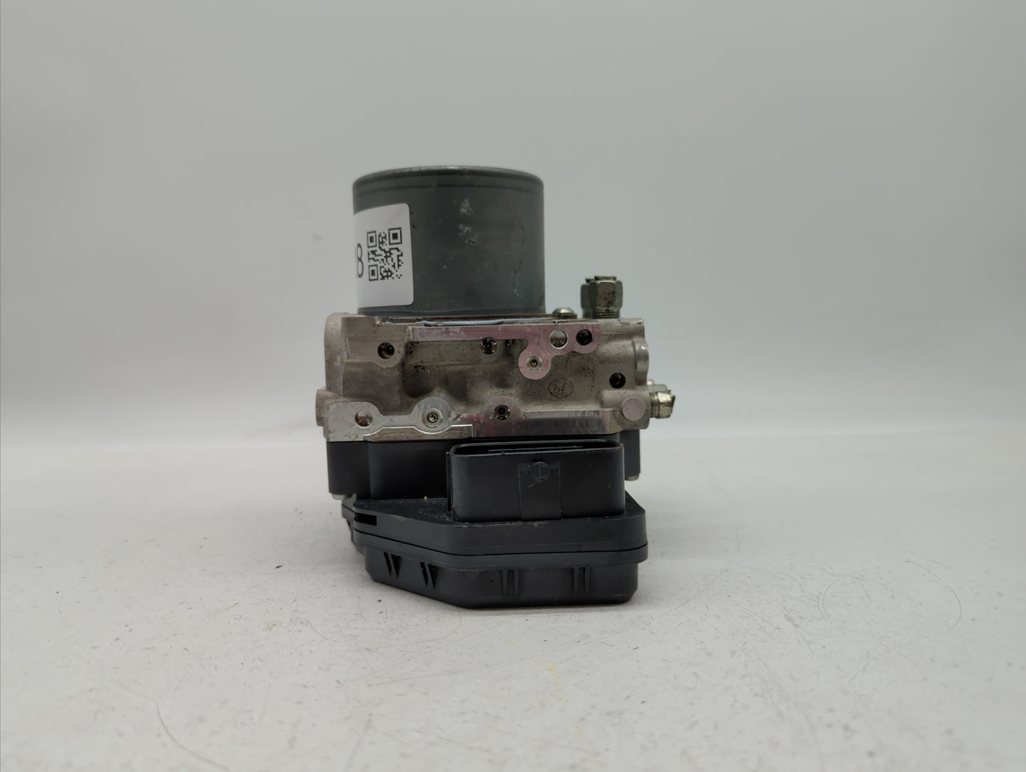 2014-2015 Infiniti Q50 ABS Pump Control Module Replacement P/N:47660 4GB1A Fits Fits 2014 2015 OEM Used Auto Parts - Oemused