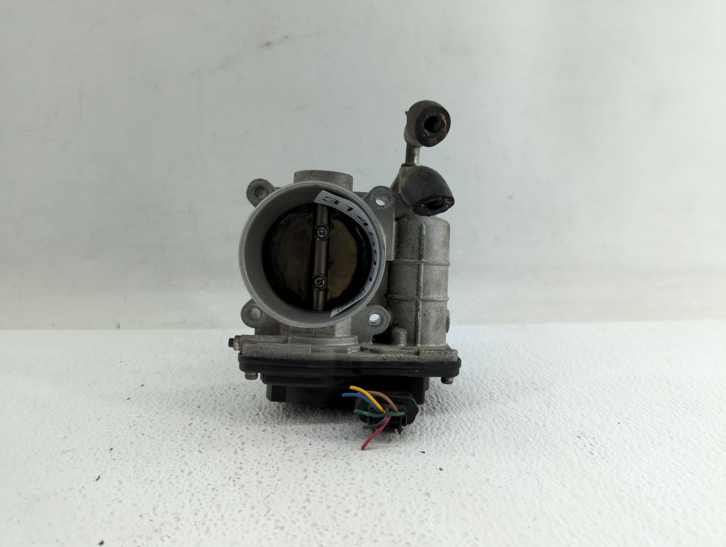 2014-2018 Infiniti Q50 Throttle Body P/N:RME60-12 526-02 Fits OEM Used Auto Parts - Oemusedautoparts1.com