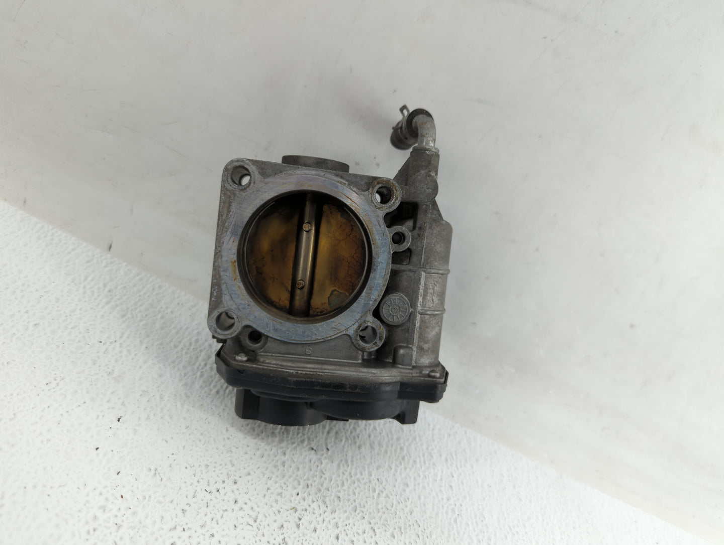 2014-2018 Infiniti Q50 Throttle Body P/N:RME60-12 526-02 Fits OEM Used Auto Parts - Oemusedautoparts1.com