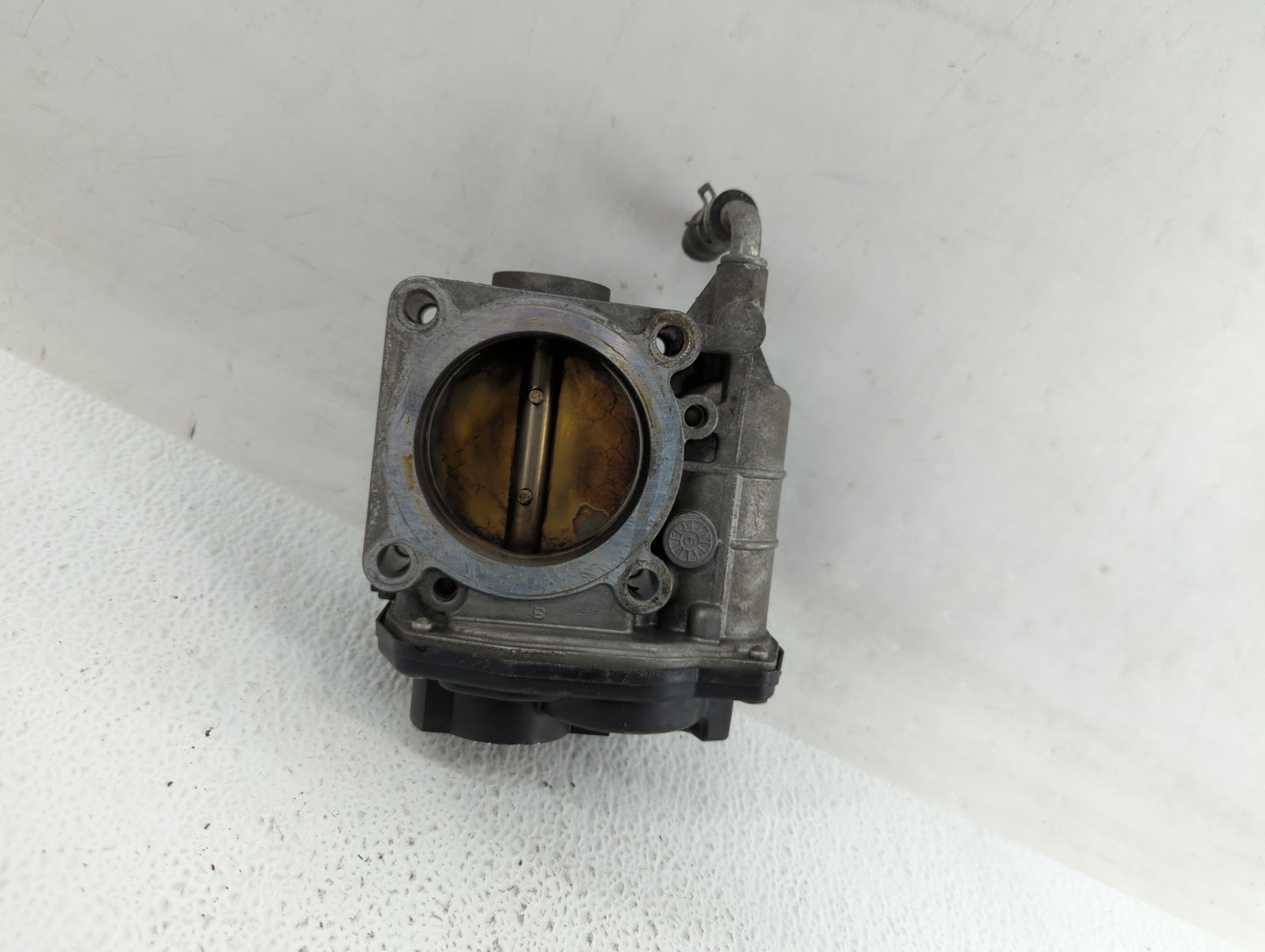 2014-2018 Infiniti Q50 Throttle Body P/N:RME60-12 526-02 Fits OEM Used Auto Parts - Oemusedautoparts1.com