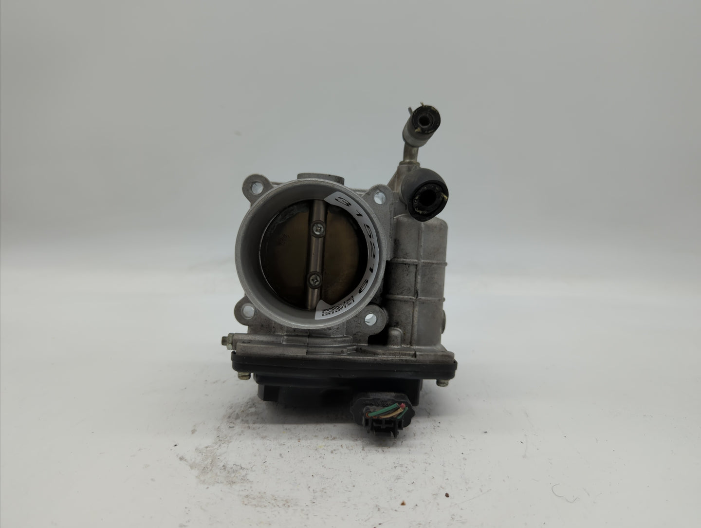 2014-2018 Infiniti Q50 Throttle Body P/N:RME60-12 526-02 Fits OEM Used Auto Parts - Oemusedautoparts1.com
