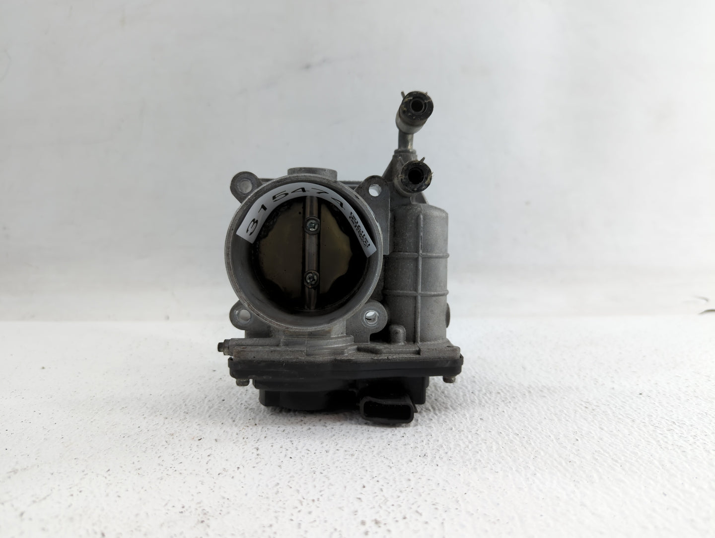 2014-2018 Infiniti Q50 Throttle Body P/N:RME60-12 526-02 Fits OEM Used Auto Parts - Oemusedautoparts1.com
