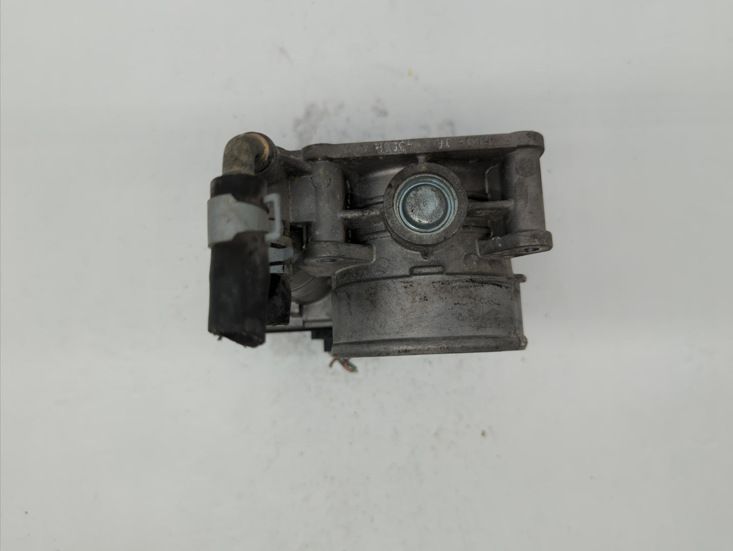 2014-2018 Infiniti Q50 Throttle Body P/N:526-01 RME75 Fits OEM Used Auto Parts - Oemusedautoparts1.com