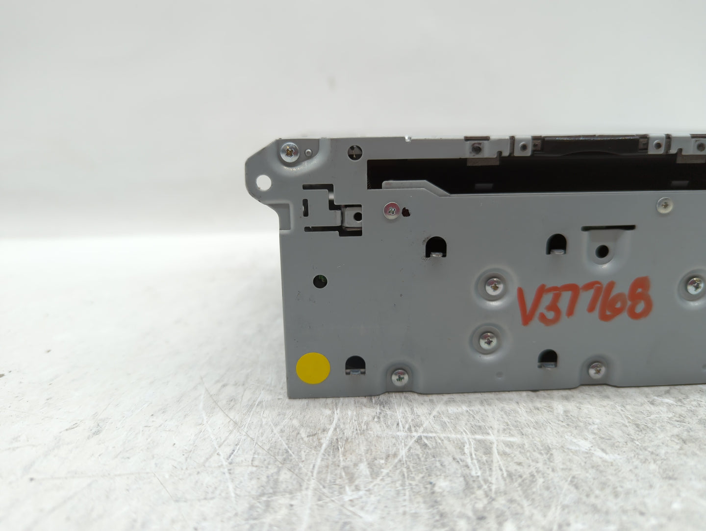 2014-2018 Infiniti Q50 Am Fm Cd Player Radio Receiver - Oemusedautoparts1.com