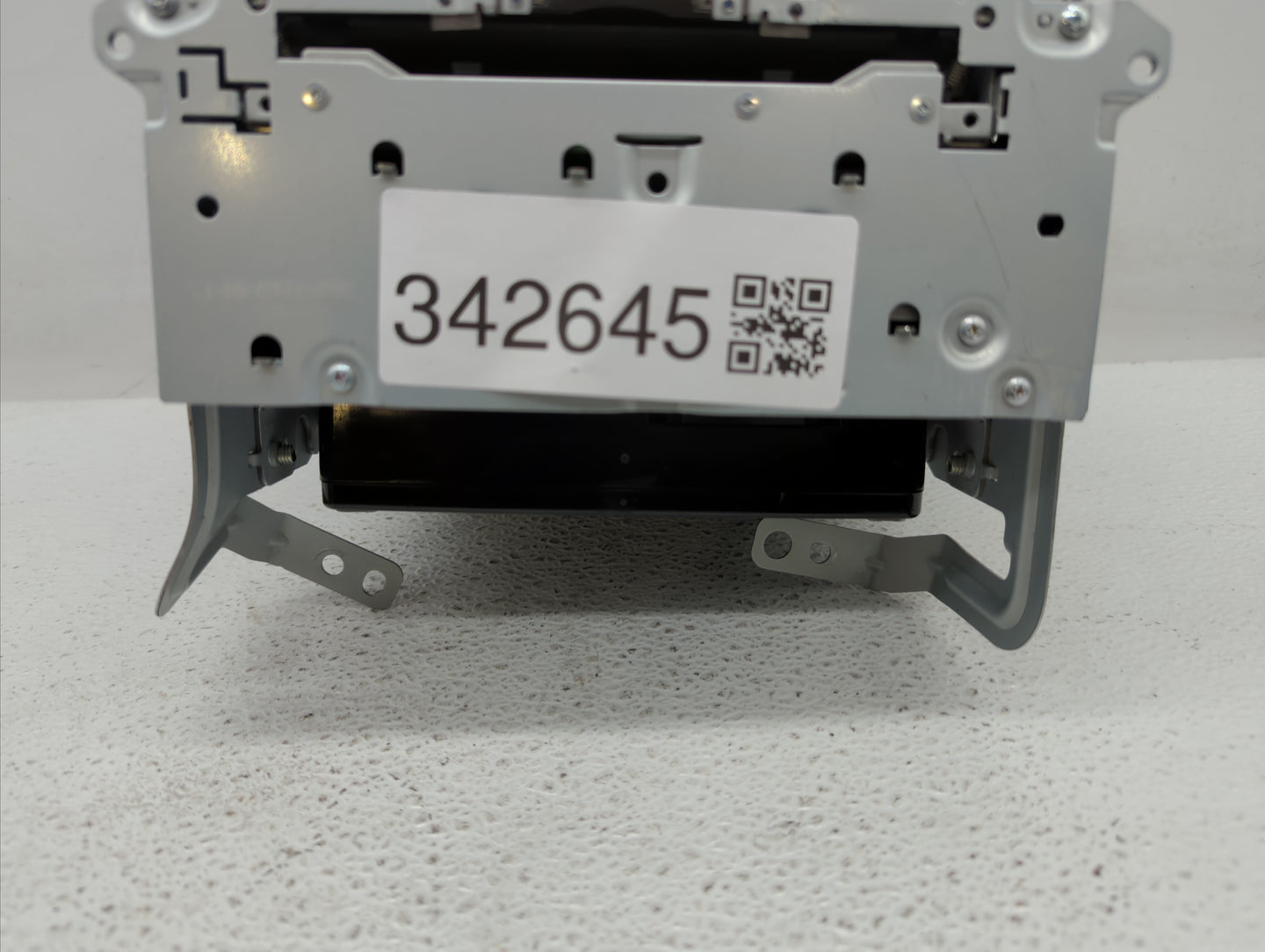 2014-2018 Infiniti Q50 Am Fm Cd Player Radio Receiver - Oemusedautoparts1.com