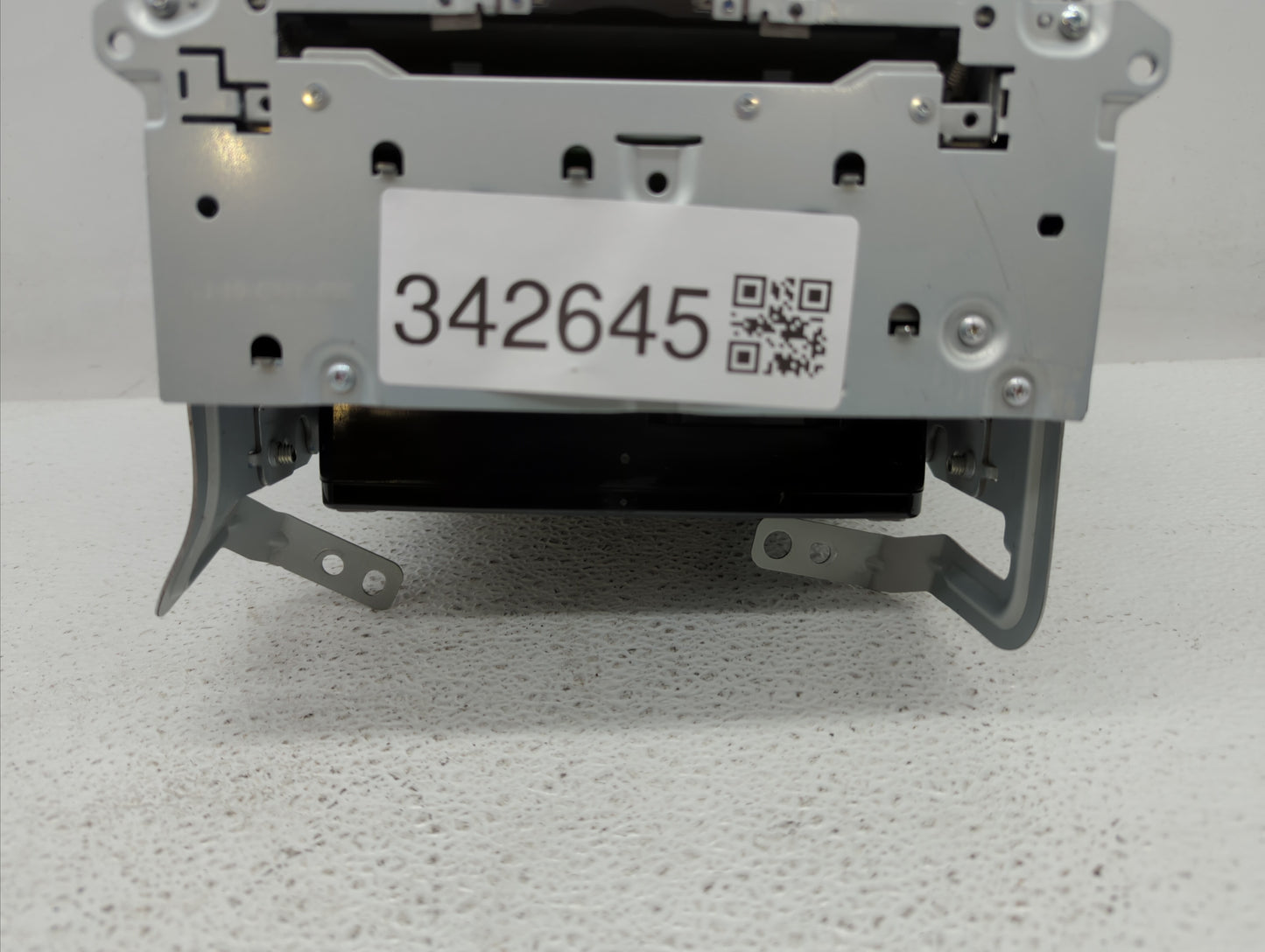 2014-2018 Infiniti Q50 Am Fm Cd Player Radio Receiver - Oemusedautoparts1.com