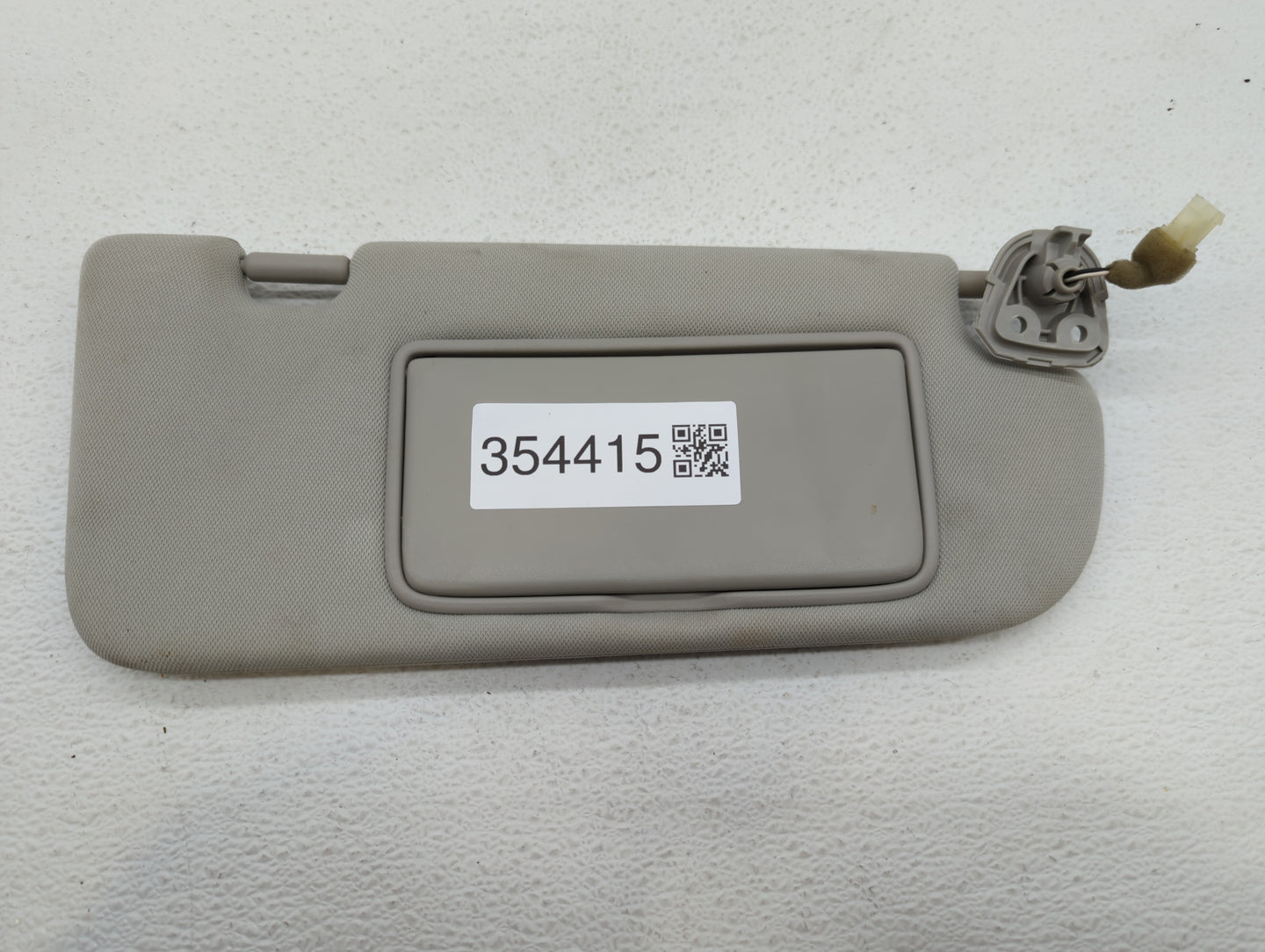 2014-2018 Infiniti Q50 Sun Visor Shade Replacement Passenger Right Mirror Fits Fits 2014 2015 2016 2017 2018 OEM Used Auto P