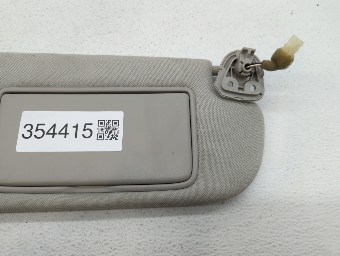 2014-2018 Infiniti Q50 Sun Visor Shade Replacement Passenger Right Mirror Fits Fits 2014 2015 2016 2017 2018 OEM Used Auto P