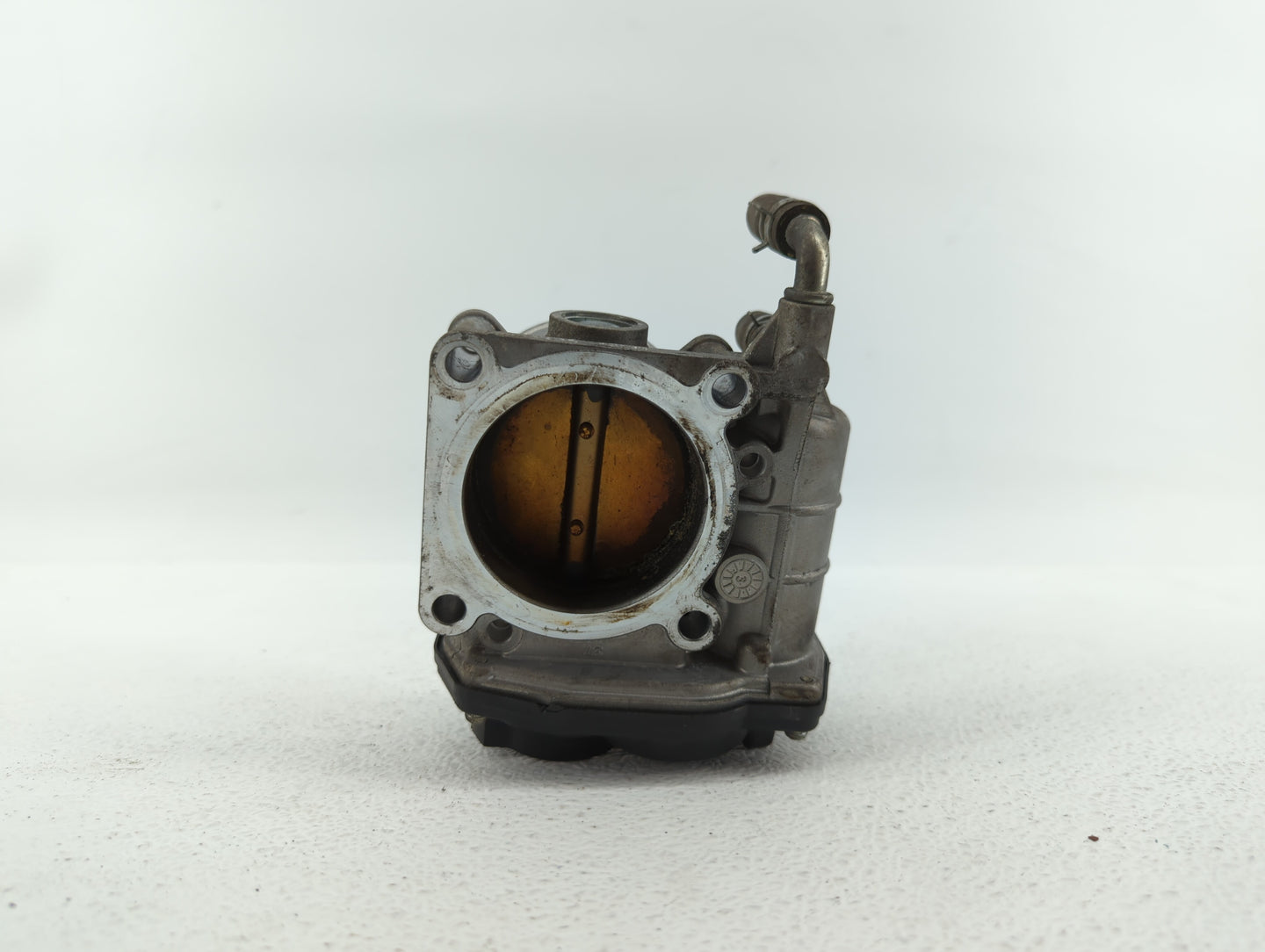 2014-2018 Infiniti Q50 Throttle Body P/N:RME60-16 526-01 Fits OEM Used Auto Parts - Oemusedautoparts1.com