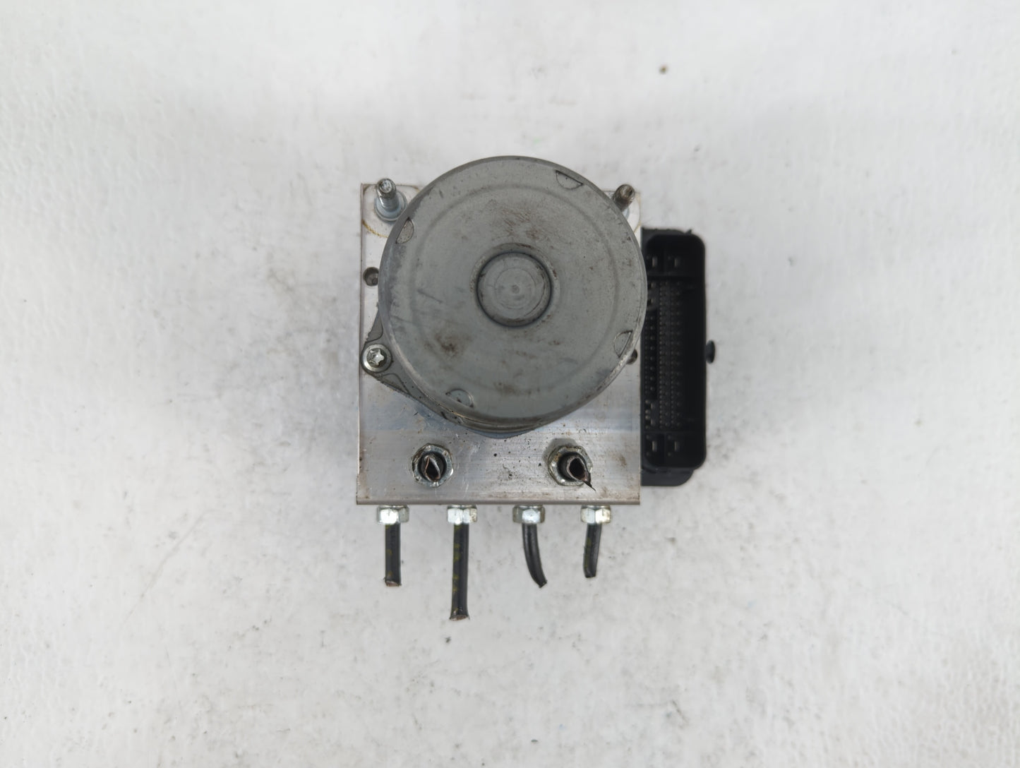 2015 Infiniti Q50 ABS Pump Control Module Replacement P/N:44540-06270 47660 4GA0C Fits OEM Used Auto Parts - Oemusedautopart
