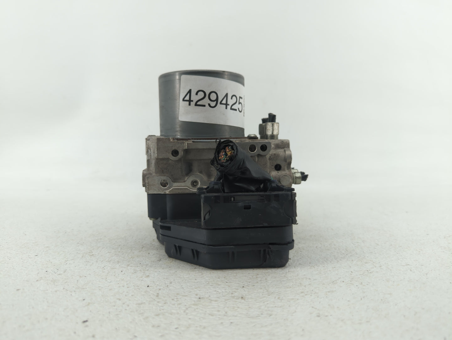 2014-2015 Infiniti Q50 ABS Pump Control Module Replacement P/N:47660 4GB1A Fits Fits 2014 2015 OEM Used Auto Parts - Oemused