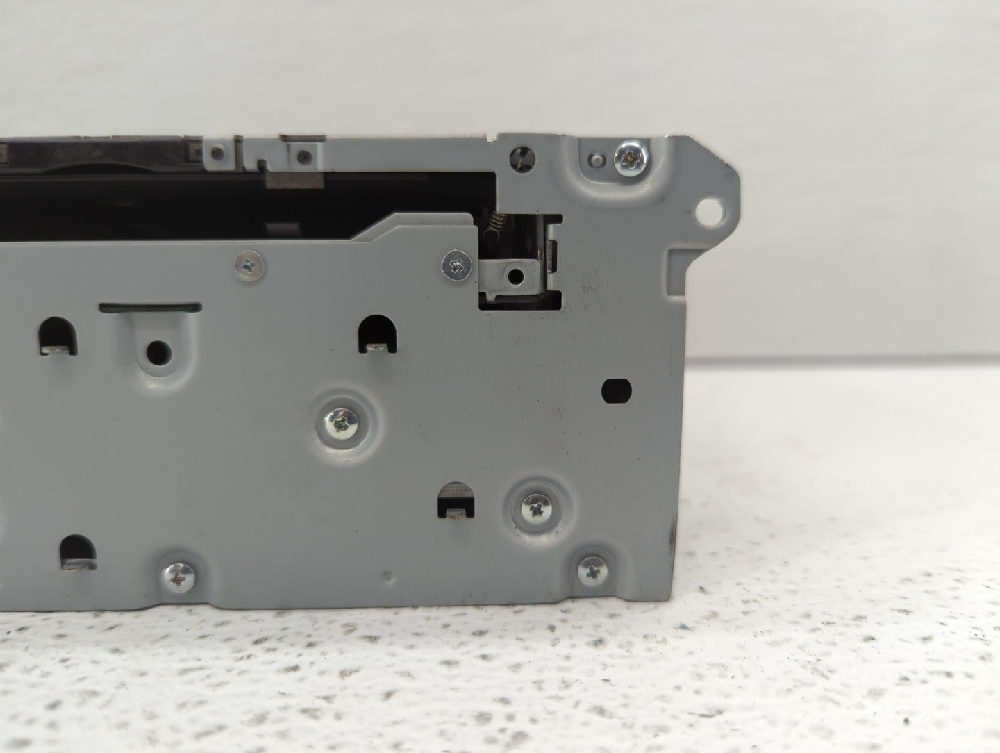 2014-2018 Infiniti Q50 Am Fm Cd Player Radio Receiver - Oemusedautoparts1.com