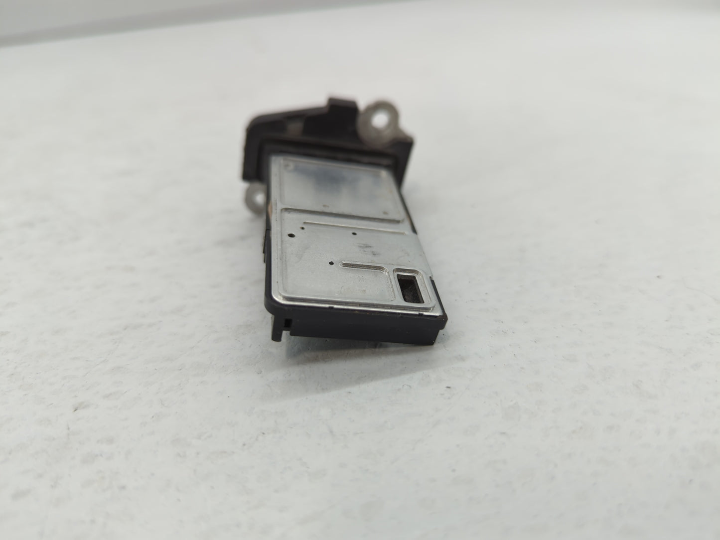 2014-2015 Infiniti Q50 Mass Air Flow Meter Maf - Oemusedautoparts1.com