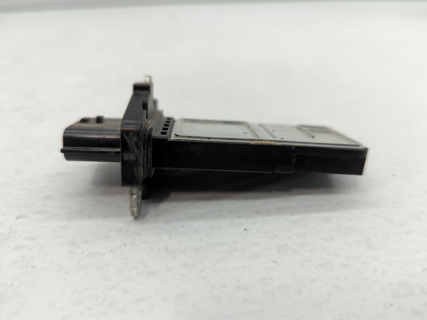 2014-2015 Infiniti Q50 Mass Air Flow Meter Maf - Oemusedautoparts1.com