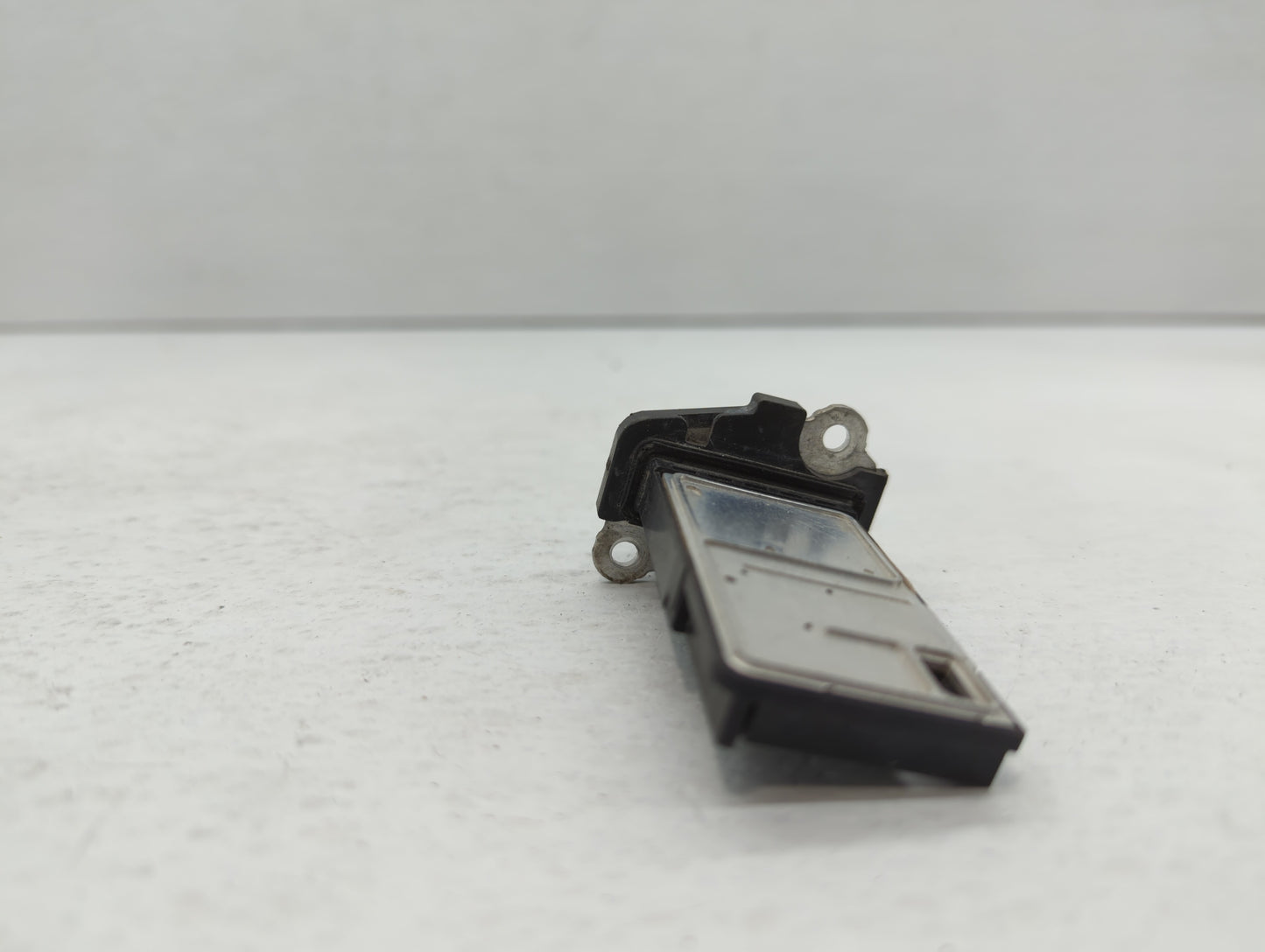 2014-2015 Infiniti Q50 Mass Air Flow Meter Maf - Oemusedautoparts1.com