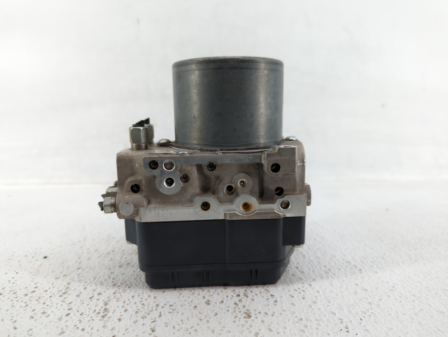 2014-2015 Infiniti Q50 ABS Pump Control Module Replacement P/N:47660 4GB1A Fits Fits 2014 2015 OEM Used Auto Parts - Oemused