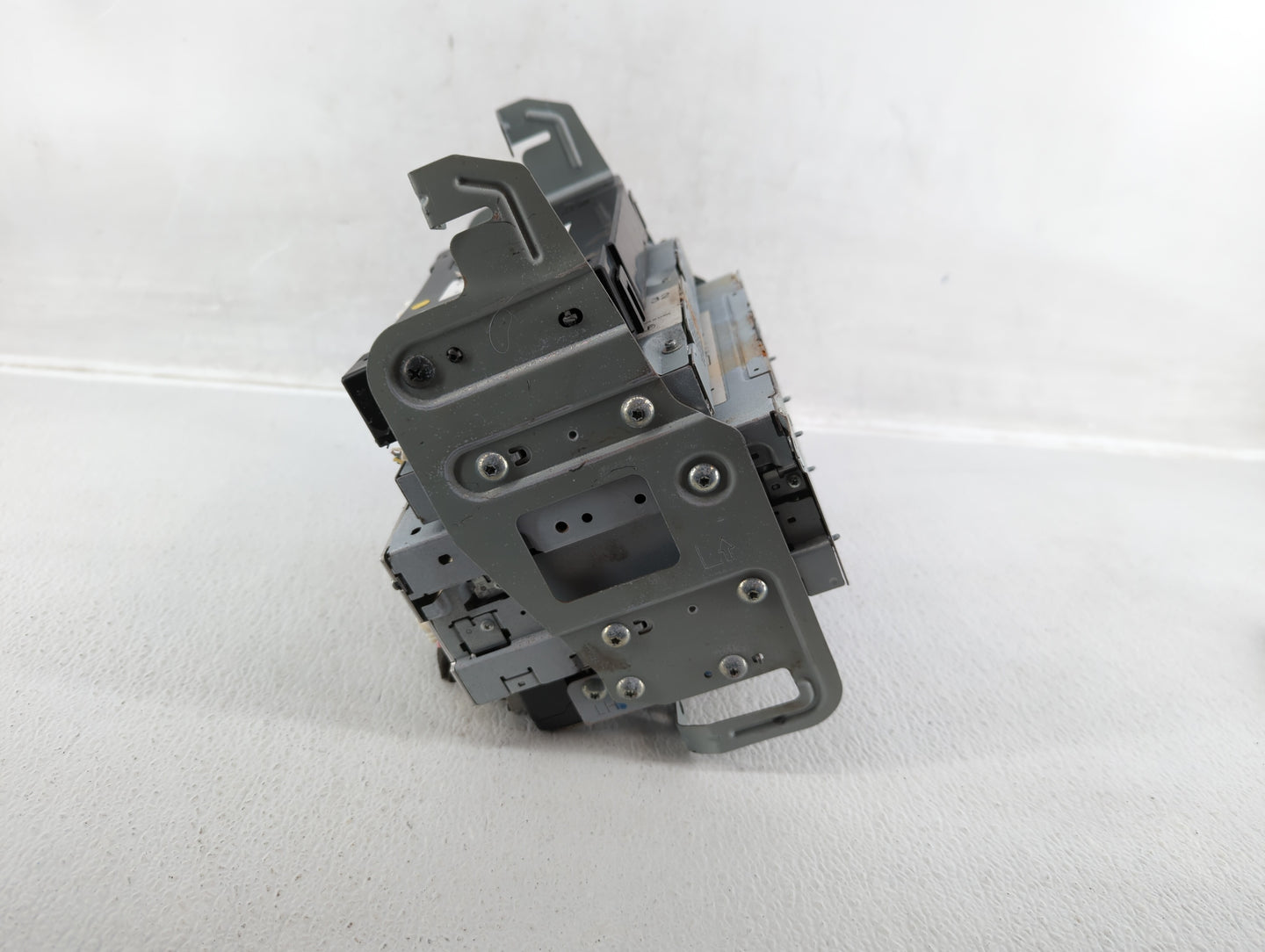2014-2018 Infiniti Q50 Am Fm Cd Player Radio Receiver - Oemusedautoparts1.com