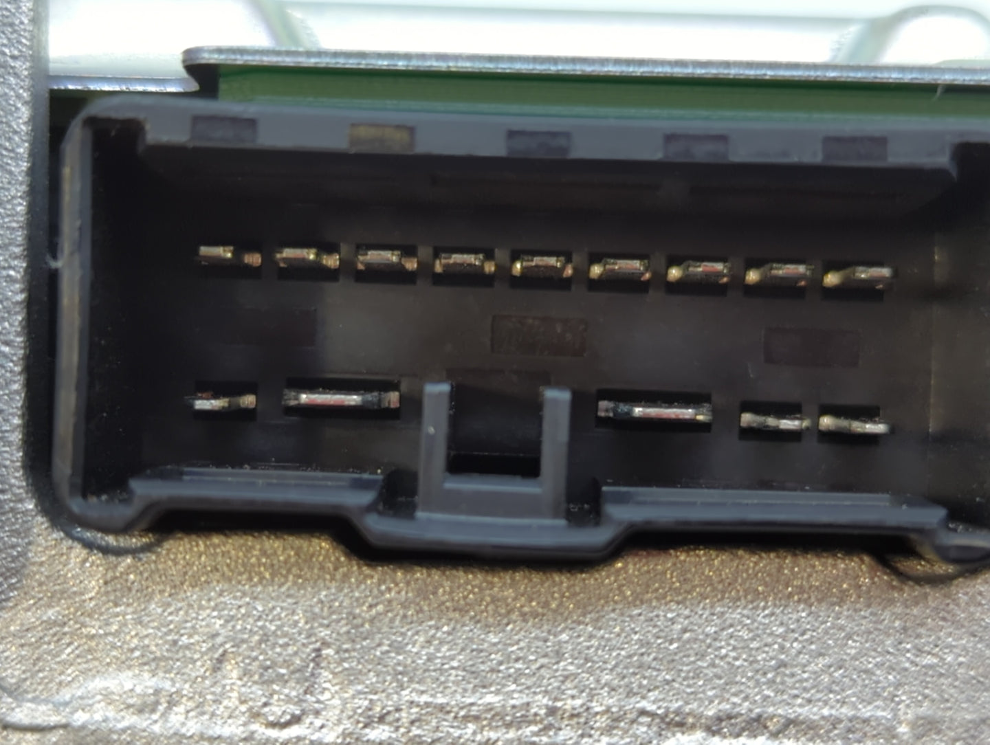 2014-2015 Infiniti Q50 Am Fm Cd Player Radio Receiver - Oemusedautoparts1.com