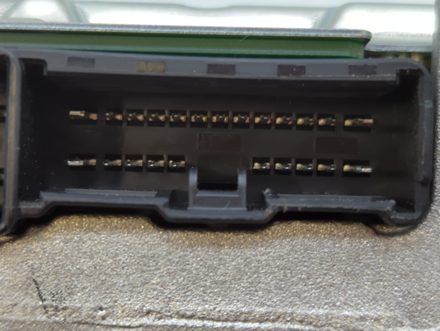 2014-2015 Infiniti Q50 Am Fm Cd Player Radio Receiver - Oemusedautoparts1.com
