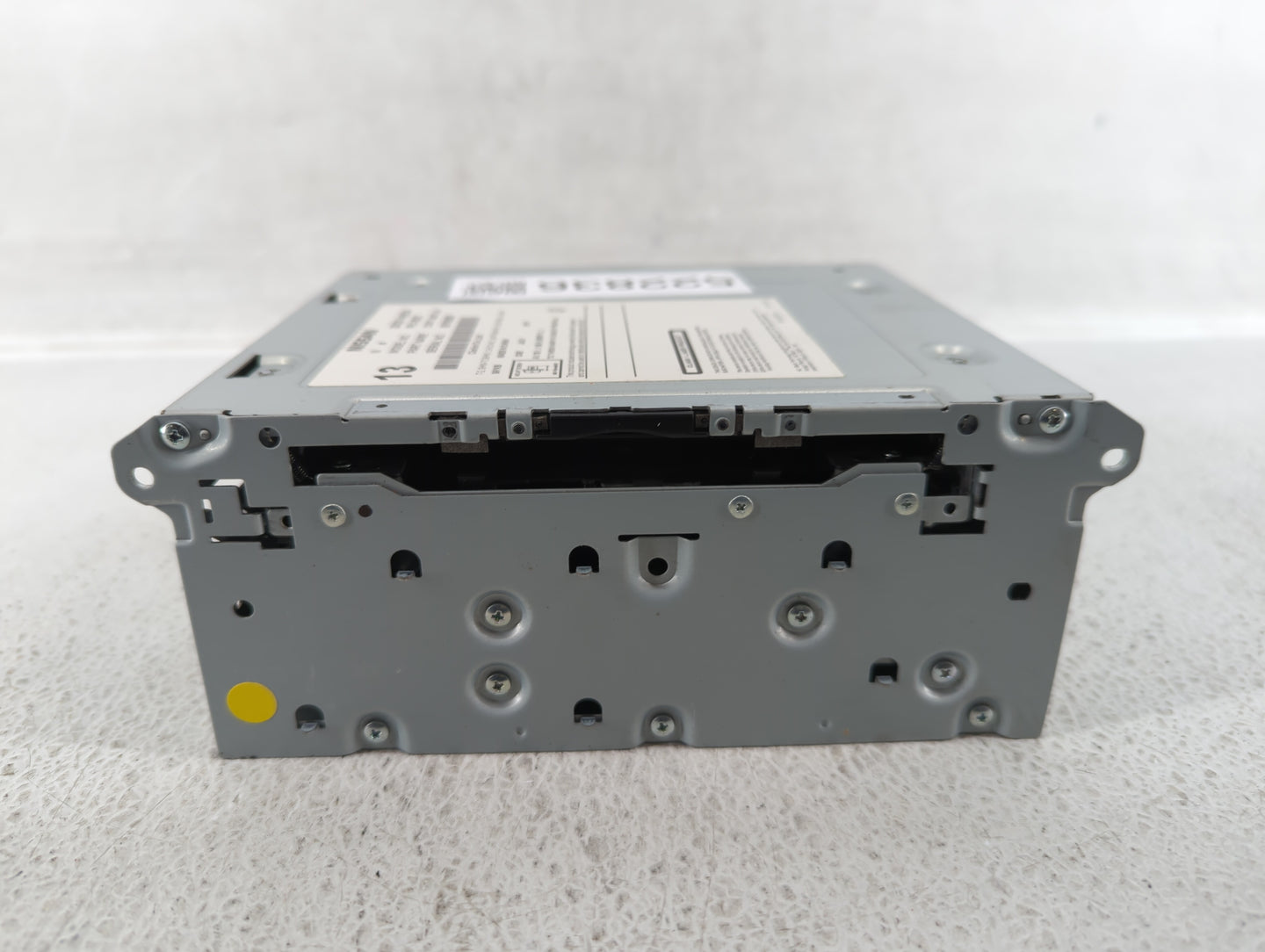 2014-2018 Infiniti Q50 Am Fm Cd Player Radio Receiver - Oemusedautoparts1.com