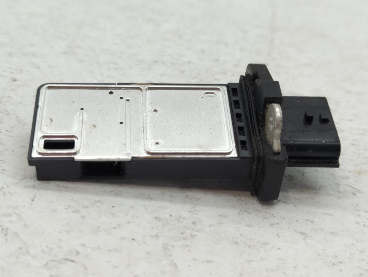2014-2015 Infiniti Q50 Mass Air Flow Meter Maf - Oemusedautoparts1.com
