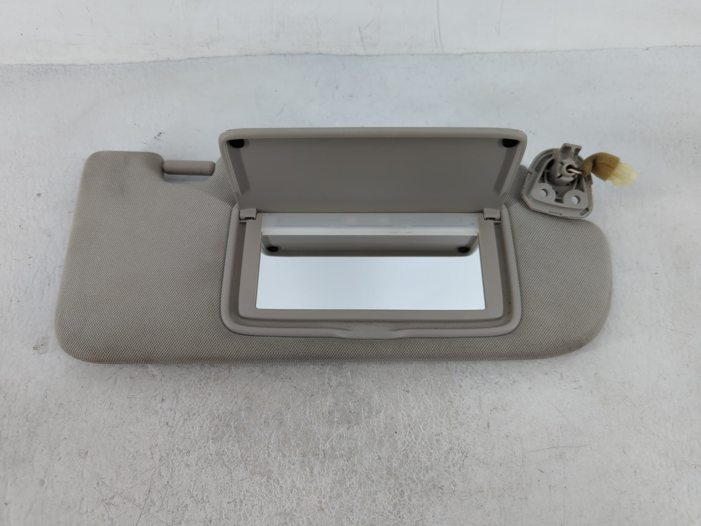 2014-2020 Infiniti Q50 Sun Visor Shade Replacement Passenger Right Mirror Fits Fits 2014 2015 2016 2017 2018 2019 2020 OEM U