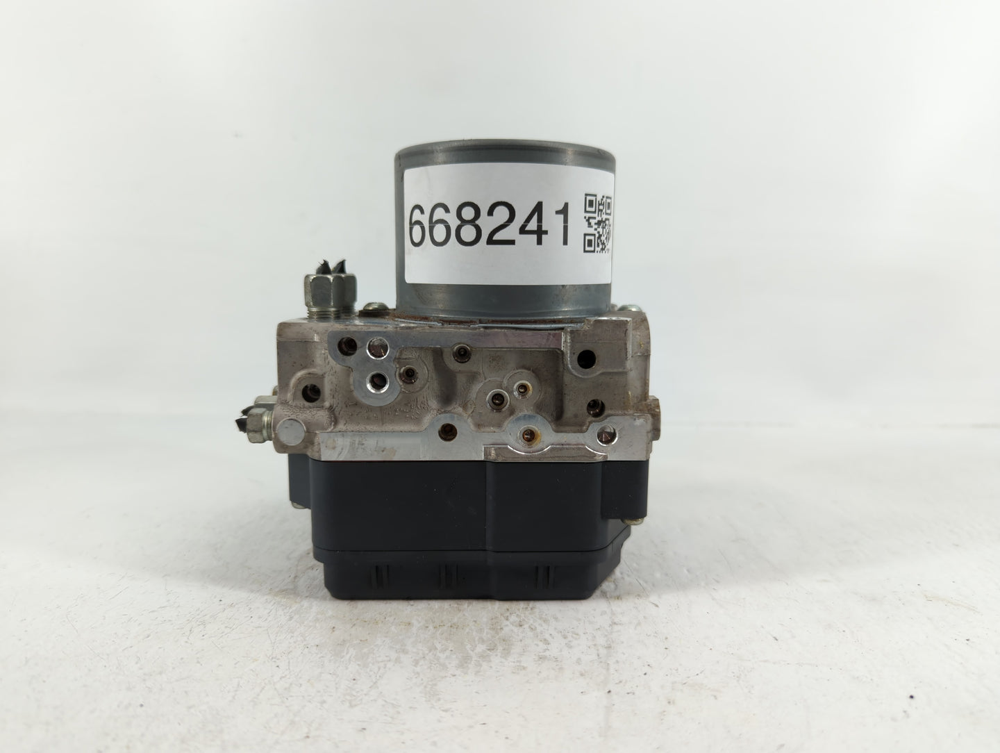 2014-2015 Infiniti Q50 ABS Pump Control Module Replacement P/N:47660- 4GB1A Fits Fits 2014 2015 OEM Used Auto Parts - Oemuse