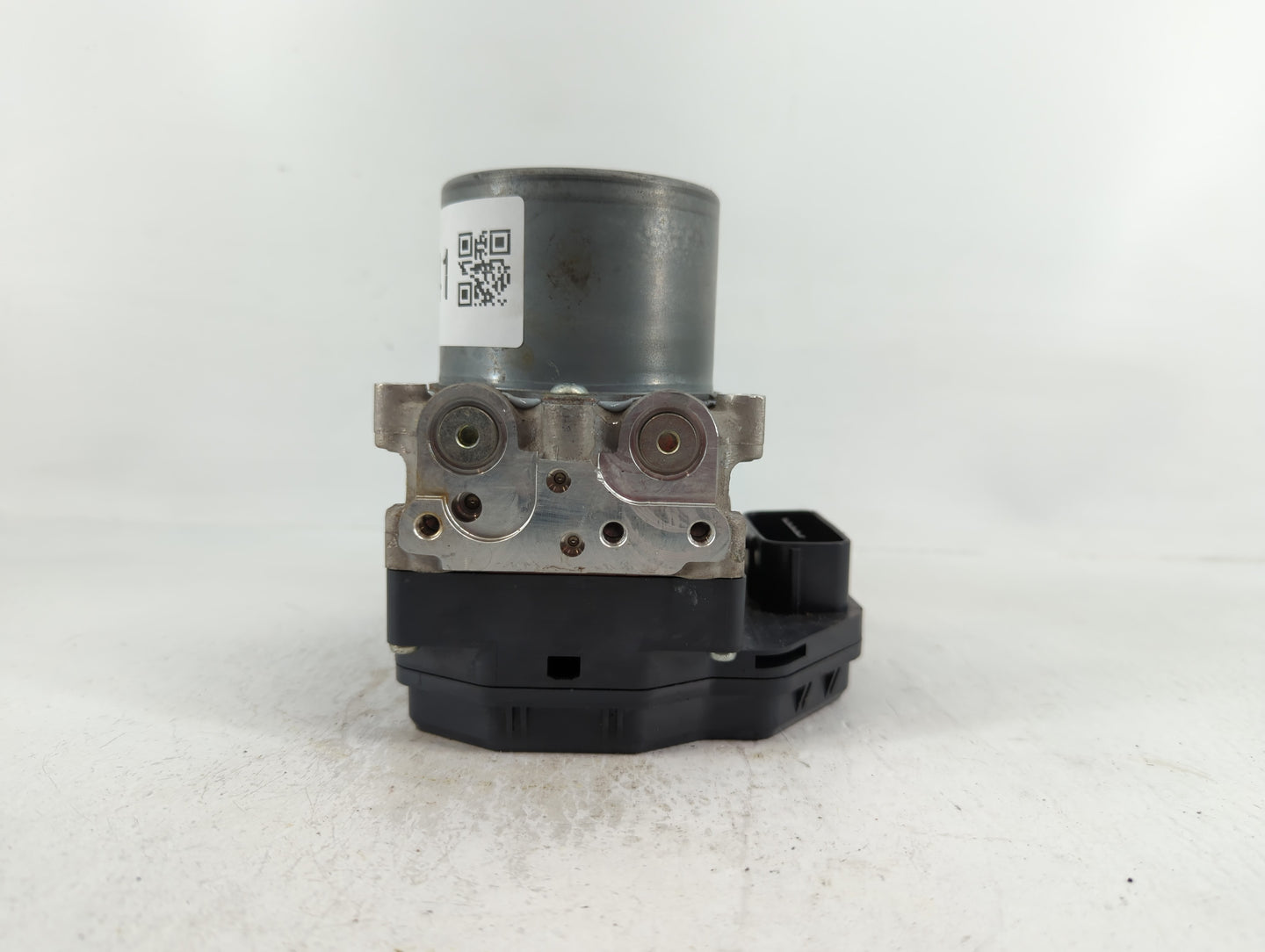 2014-2015 Infiniti Q50 ABS Pump Control Module Replacement P/N:47660- 4GB1A Fits Fits 2014 2015 OEM Used Auto Parts - Oemuse