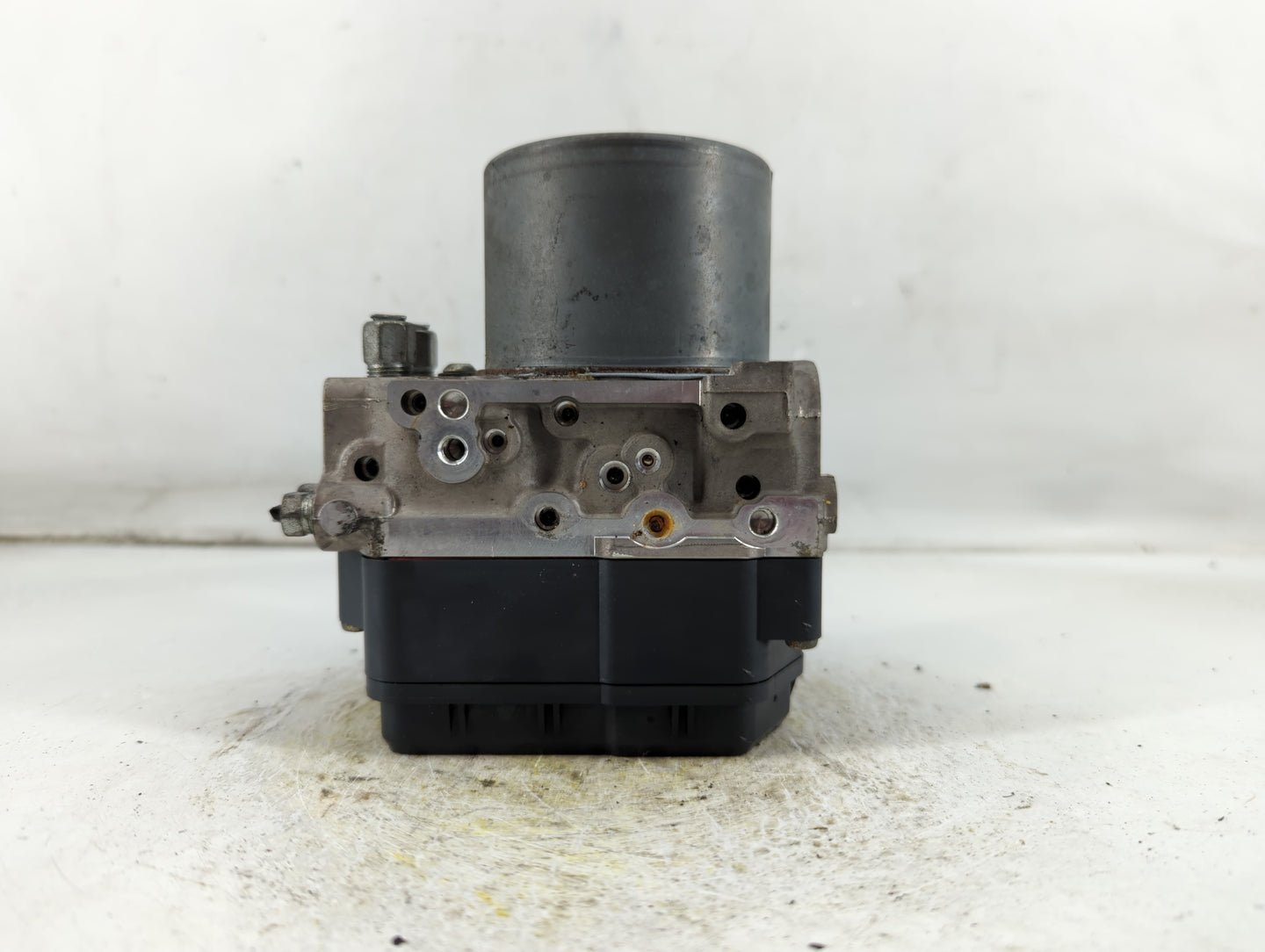 2014-2015 Infiniti Q50 ABS Pump Control Module Replacement P/N:133800-5790 47660 4GB1A Fits Fits 2014 2015 OEM Used Auto Par
