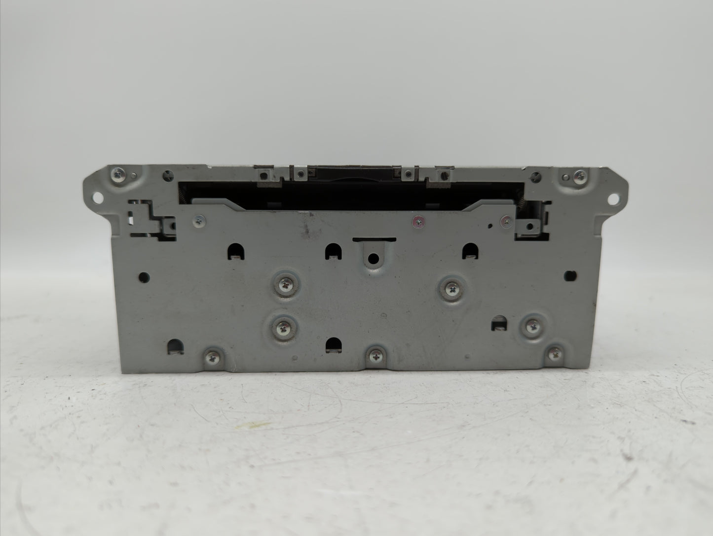 2014 Infiniti Q50 Radio AM FM Cd Player Receiver Replacement P/N:28330 4HB0B 28330 4HB0A Fits OEM Used Auto Parts - Oemuseda