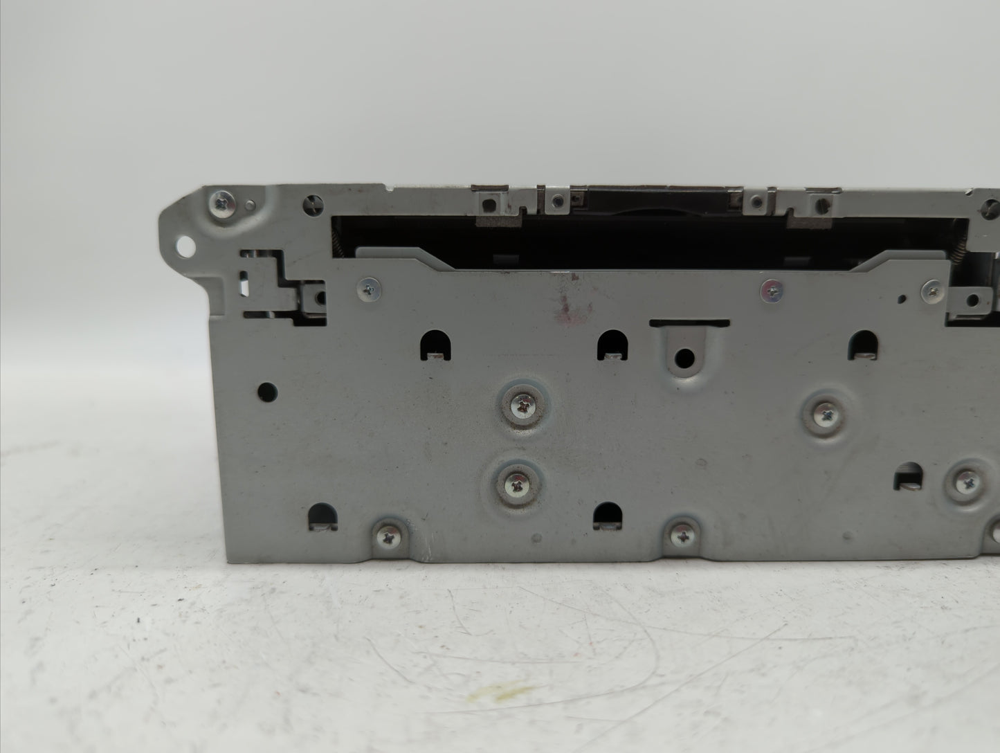 2014 Infiniti Q50 Radio AM FM Cd Player Receiver Replacement P/N:28330 4HB0B 28330 4HB0A Fits OEM Used Auto Parts - Oemuseda