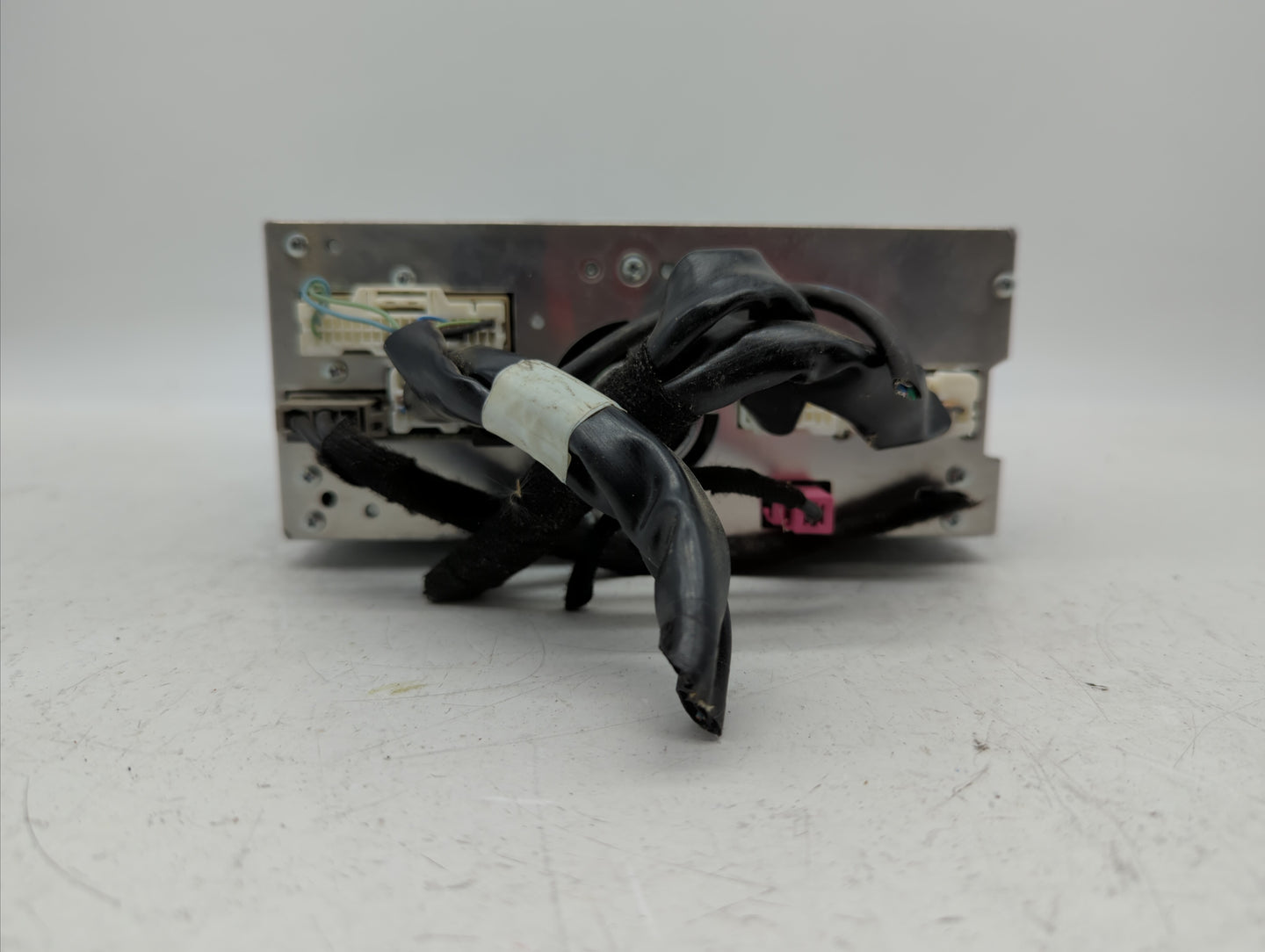 2014 Infiniti Q50 Radio AM FM Cd Player Receiver Replacement P/N:28330 4HB0B 28330 4HB0A Fits OEM Used Auto Parts - Oemuseda