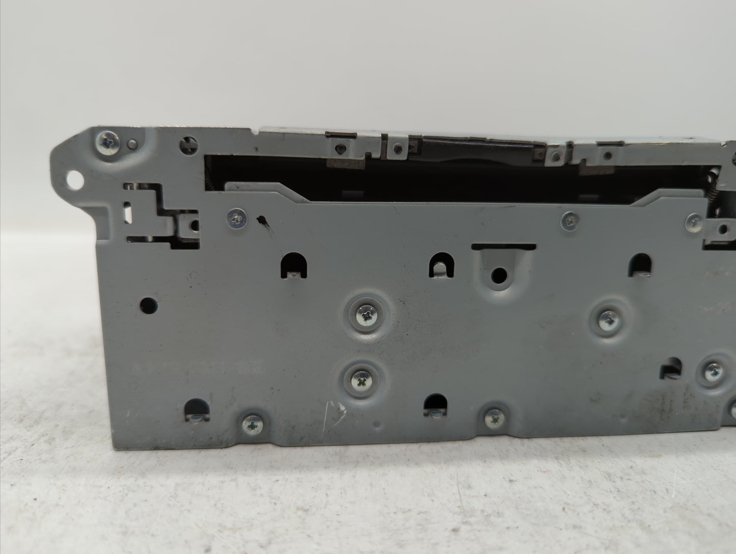 2014 Infiniti Q50 Radio AM FM Cd Player Receiver Replacement P/N:28330 4HB0B 28330 4HB0A Fits OEM Used Auto Parts - Oemuseda