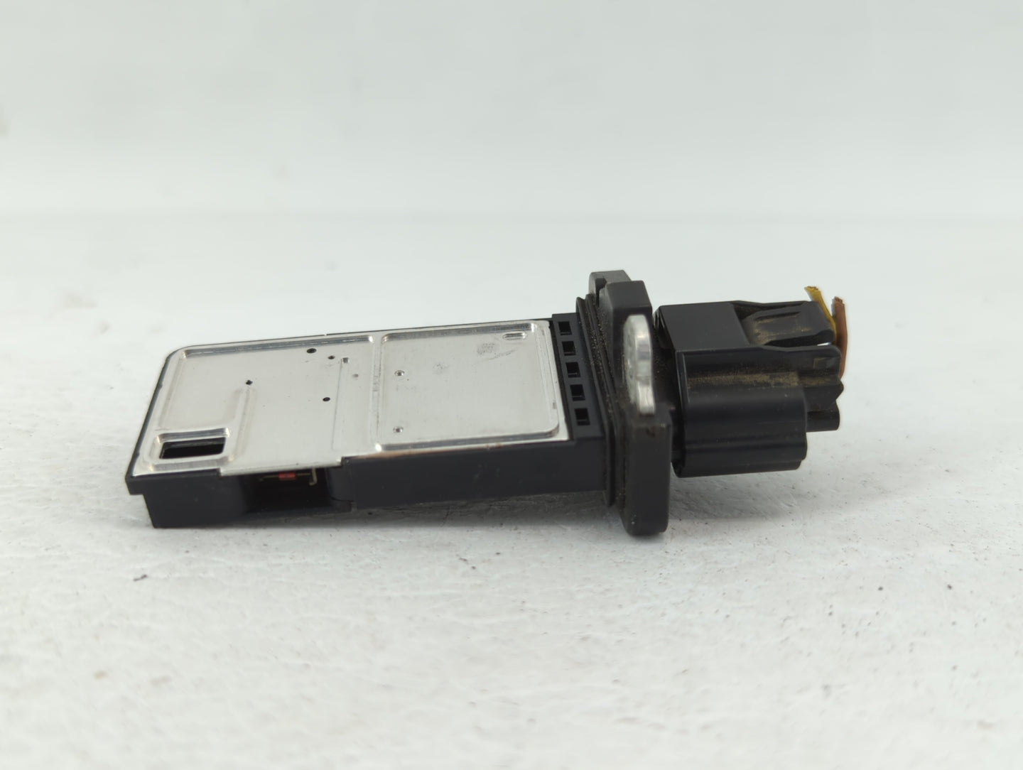 2014-2015 Infiniti Q60 Mass Air Flow Meter Maf - Oemusedautoparts1.com