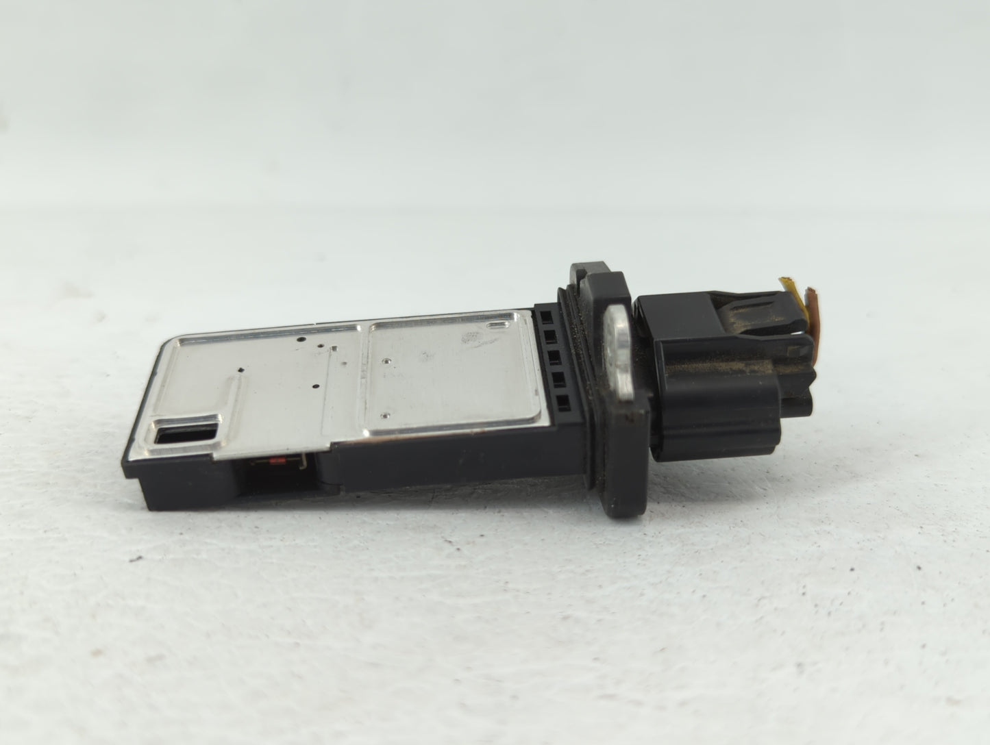 2014-2015 Infiniti Q60 Mass Air Flow Meter Maf - Oemusedautoparts1.com