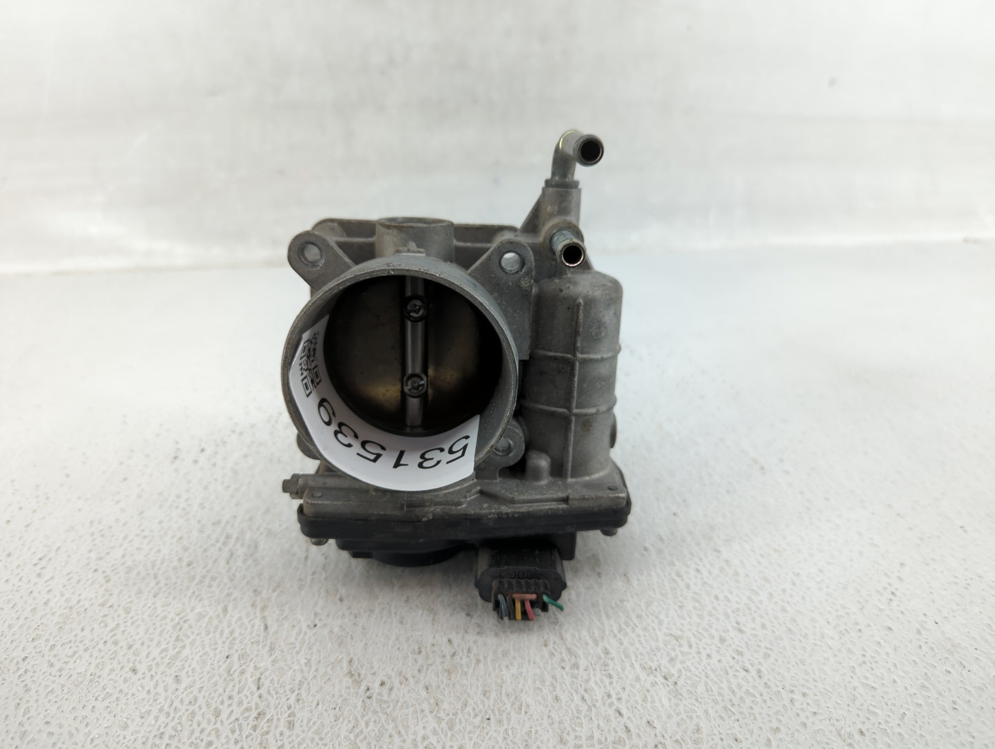 2014-2015 Infiniti Q60 Throttle Body P/N:RME60-21 526-023108 Fits OEM Used Auto Parts - Oemusedautoparts1.com