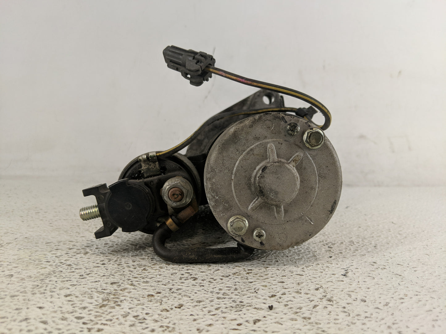2014-2019 Infiniti Q70 Car Starter Motor Solenoid OEM P/N:S114-932C 12V Fits OEM Used Auto Parts - Oemusedautoparts1.com