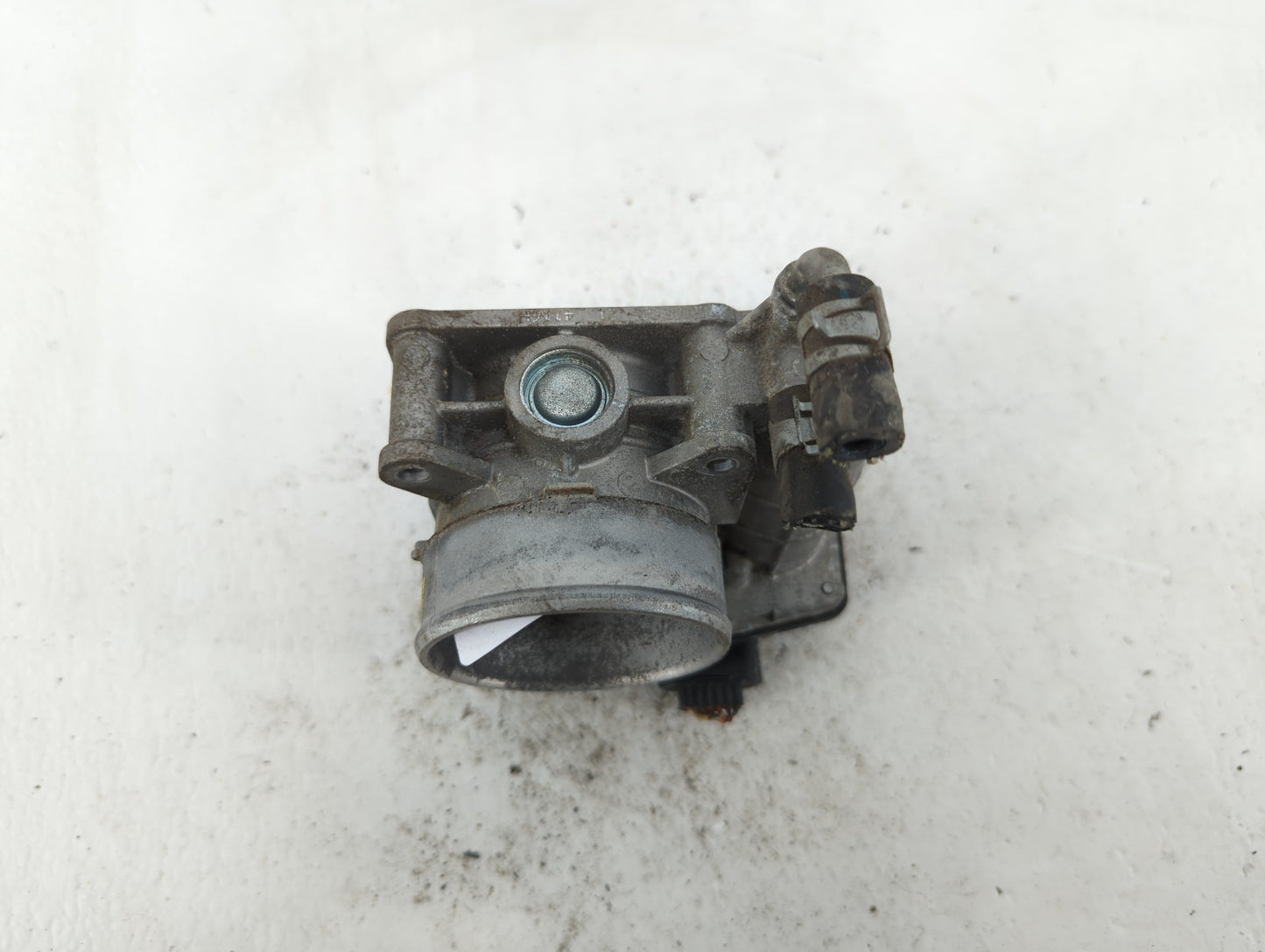 2014-2019 Infiniti Q70 Throttle Body P/N:RME60-21 RME60-16 Fits OEM Used Auto Parts - Oemusedautoparts1.com