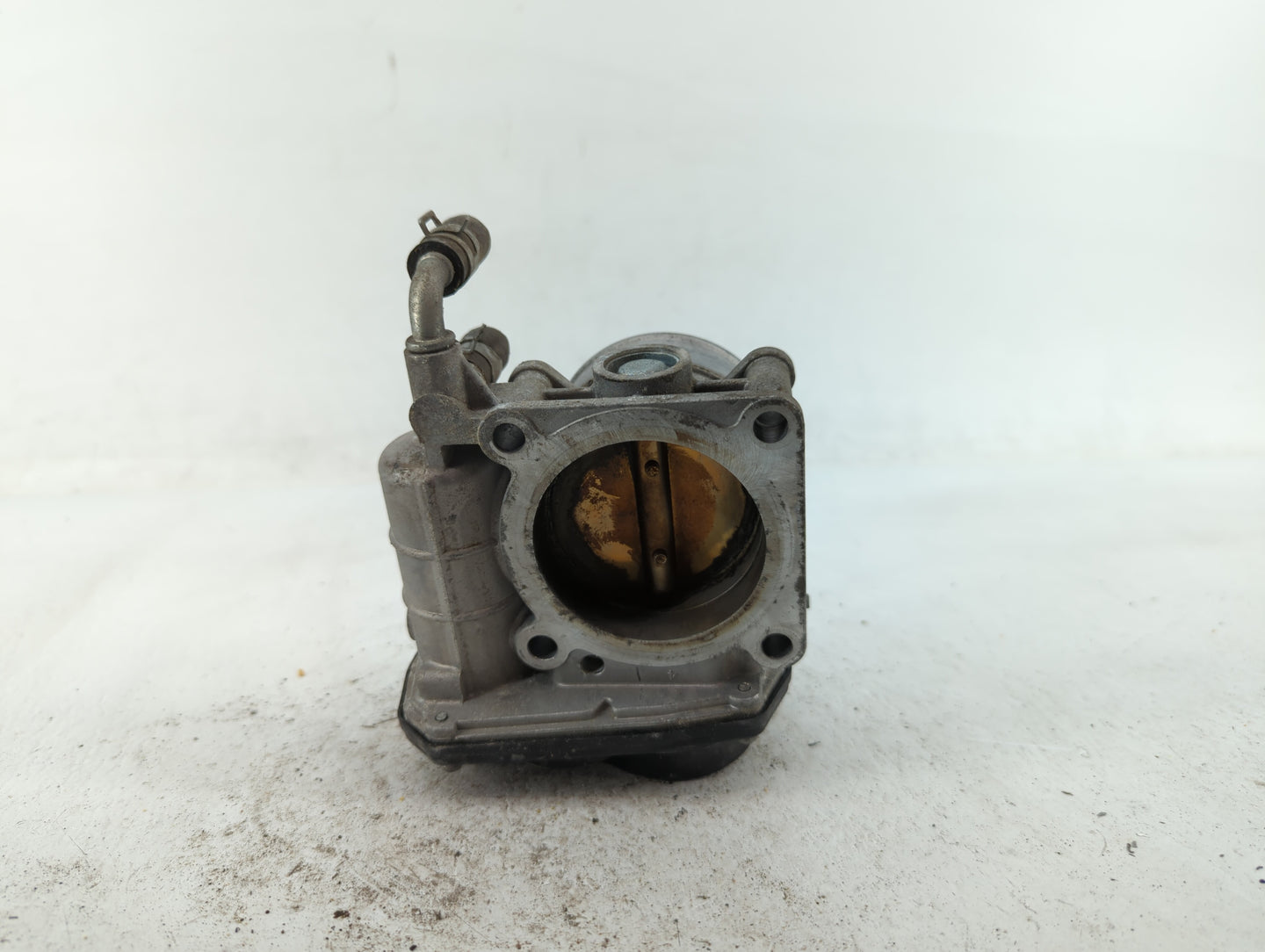 2014-2019 Infiniti Q70 Throttle Body P/N:RME60-21 RME60-16 Fits OEM Used Auto Parts - Oemusedautoparts1.com