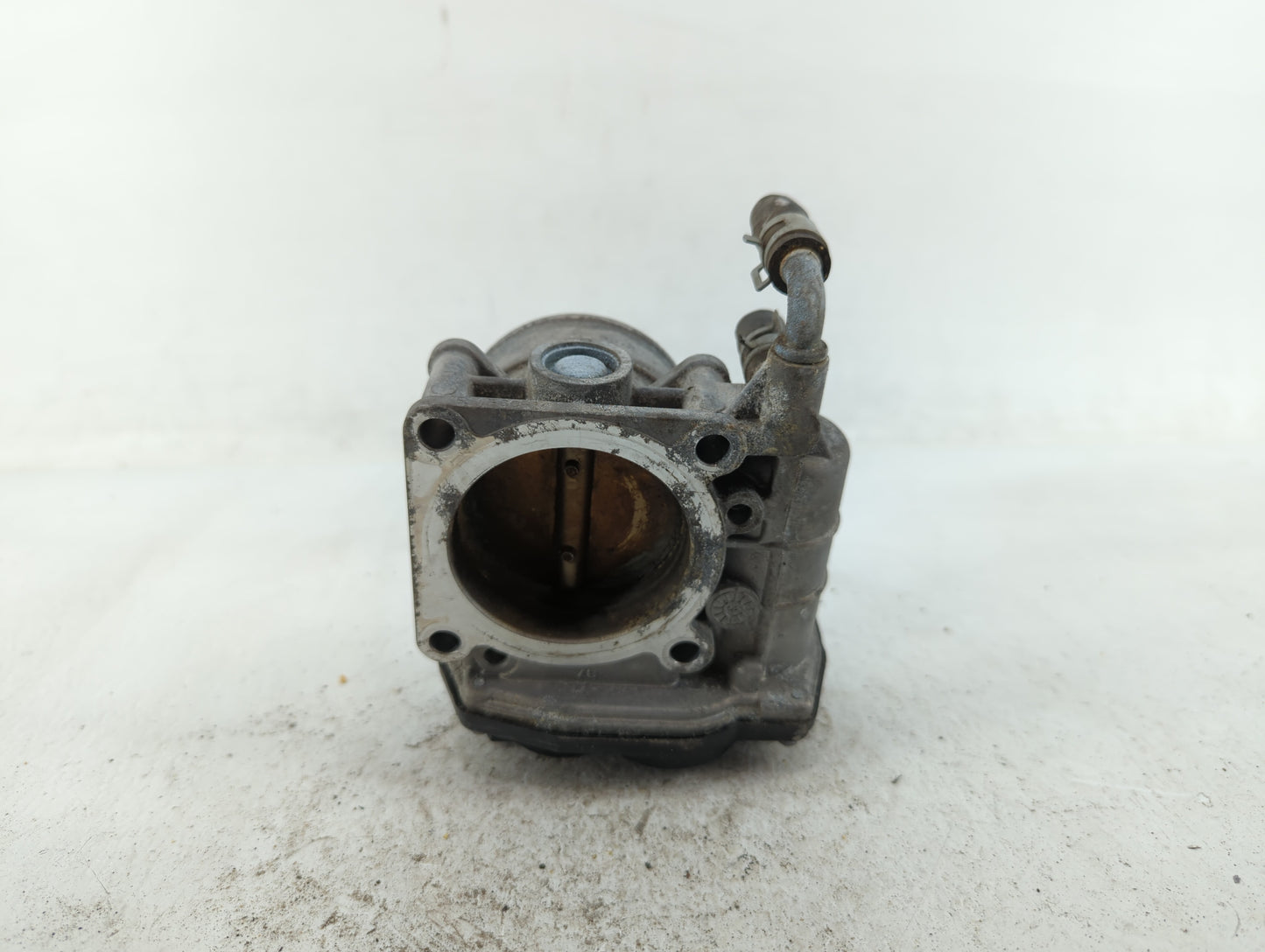 2014-2019 Infiniti Q70 Throttle Body P/N:526-02 RME60-16 Fits OEM Used Auto Parts - Oemusedautoparts1.com